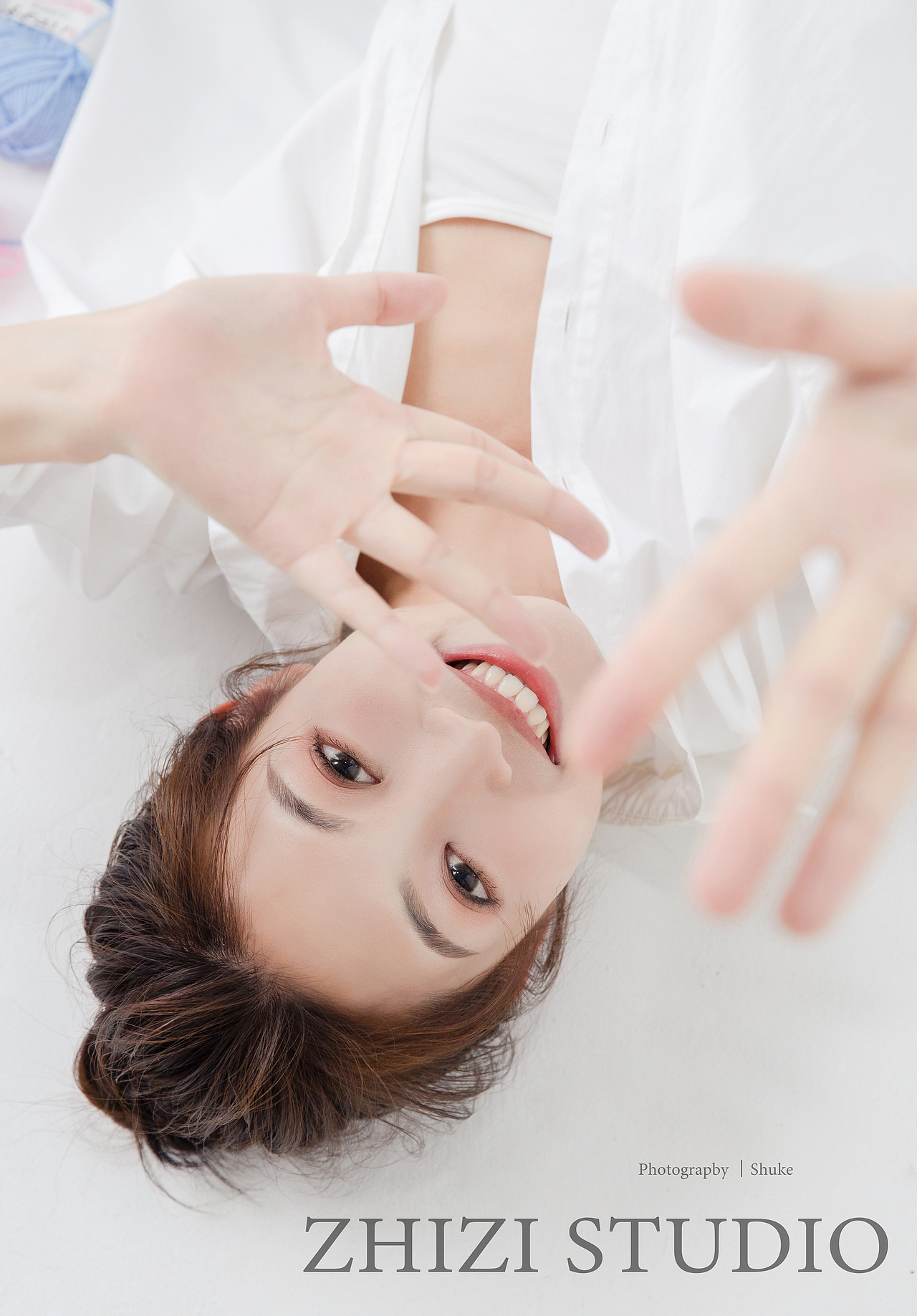 白衬衣少女（图ZMzEyMTA4NTc2） - 人像摄影 - 站酷设计师拍照的舒克原创素材 - 站酷ZCOOL