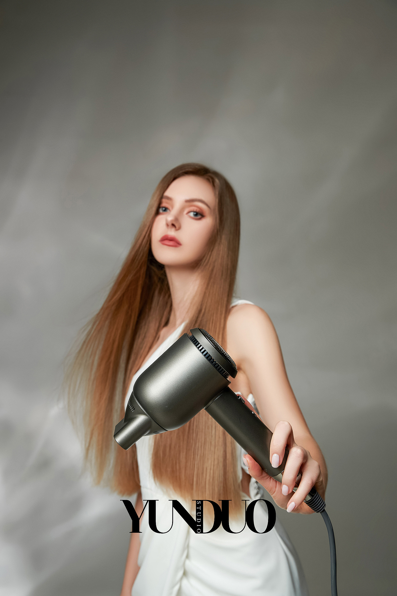 MAC 直发器 吹风机外贸形象图拍摄（图ZMzIyMzYxMjAw） - 产品摄影 - 站酷设计师陨朵商拍刘大奇原创素材 - 站酷ZCOOL