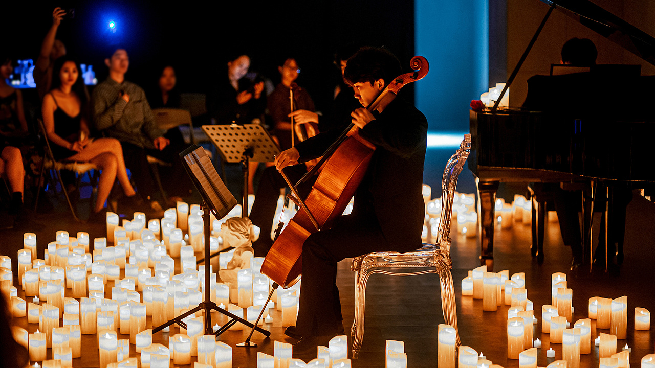 烛光音乐会（图ZMzA2MDgyMzUy） - 人文/纪实摄影 - 站酷设计师摄影师斯伟原创素材 - 站酷ZCOOL