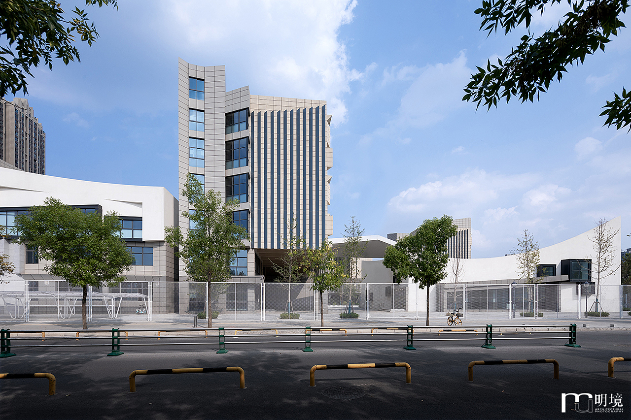 郑州创新实验学校