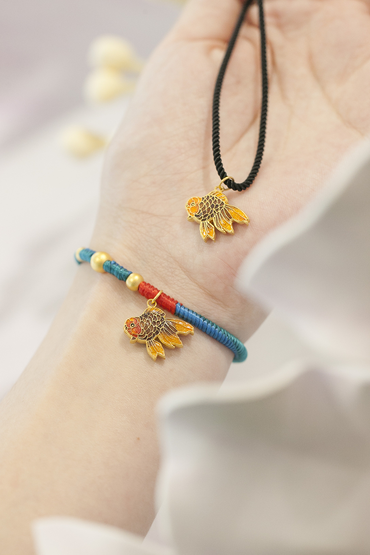 珠宝设计-朱顶紫罗袍