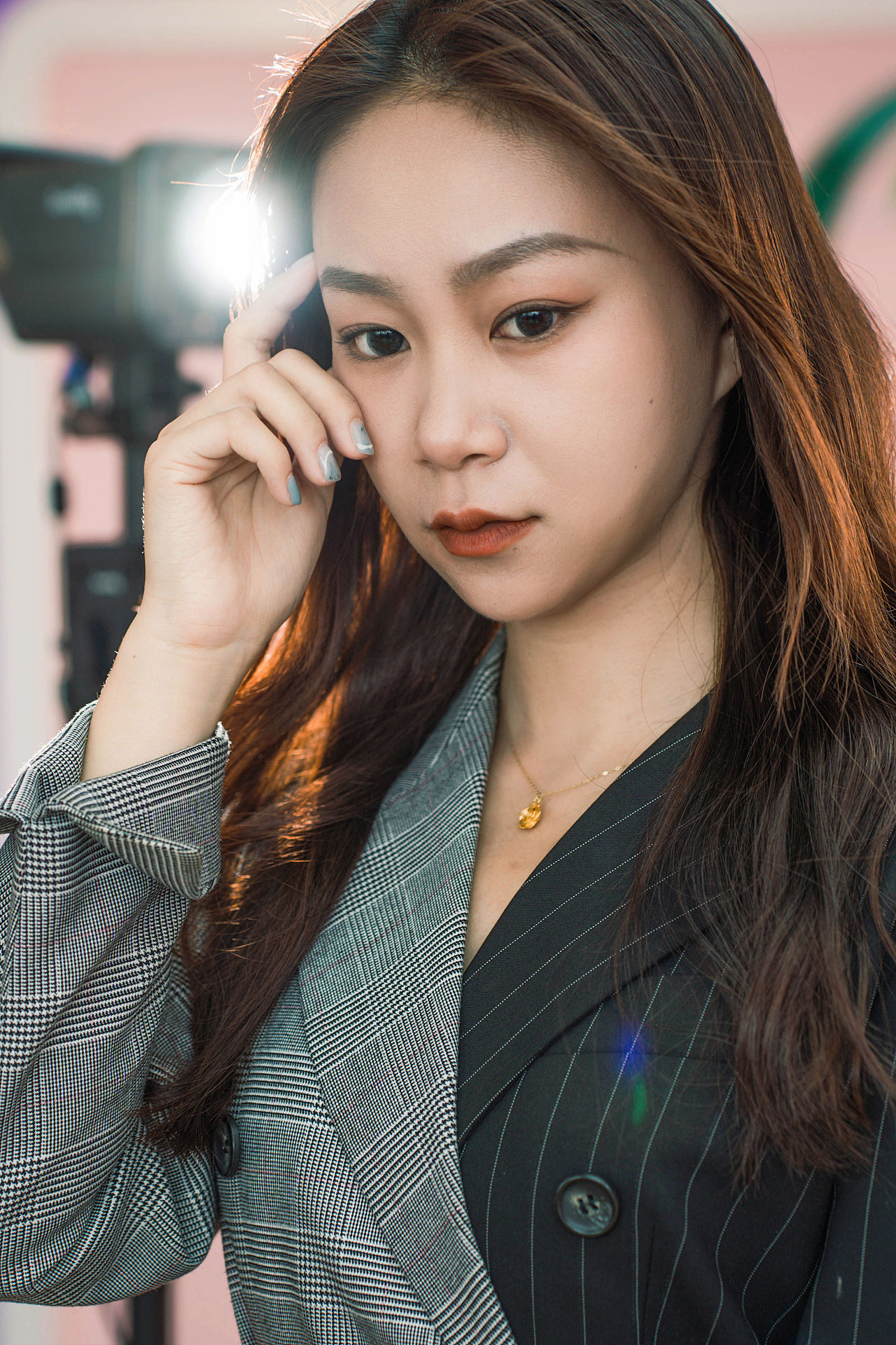 光有光的來(lái)意（圖ZMzExMTQxNTQ4） - 人像攝影 - 站酷設(shè)計(jì)師逍遙Yaro原創(chuàng)素材 - 站酷ZCOOL