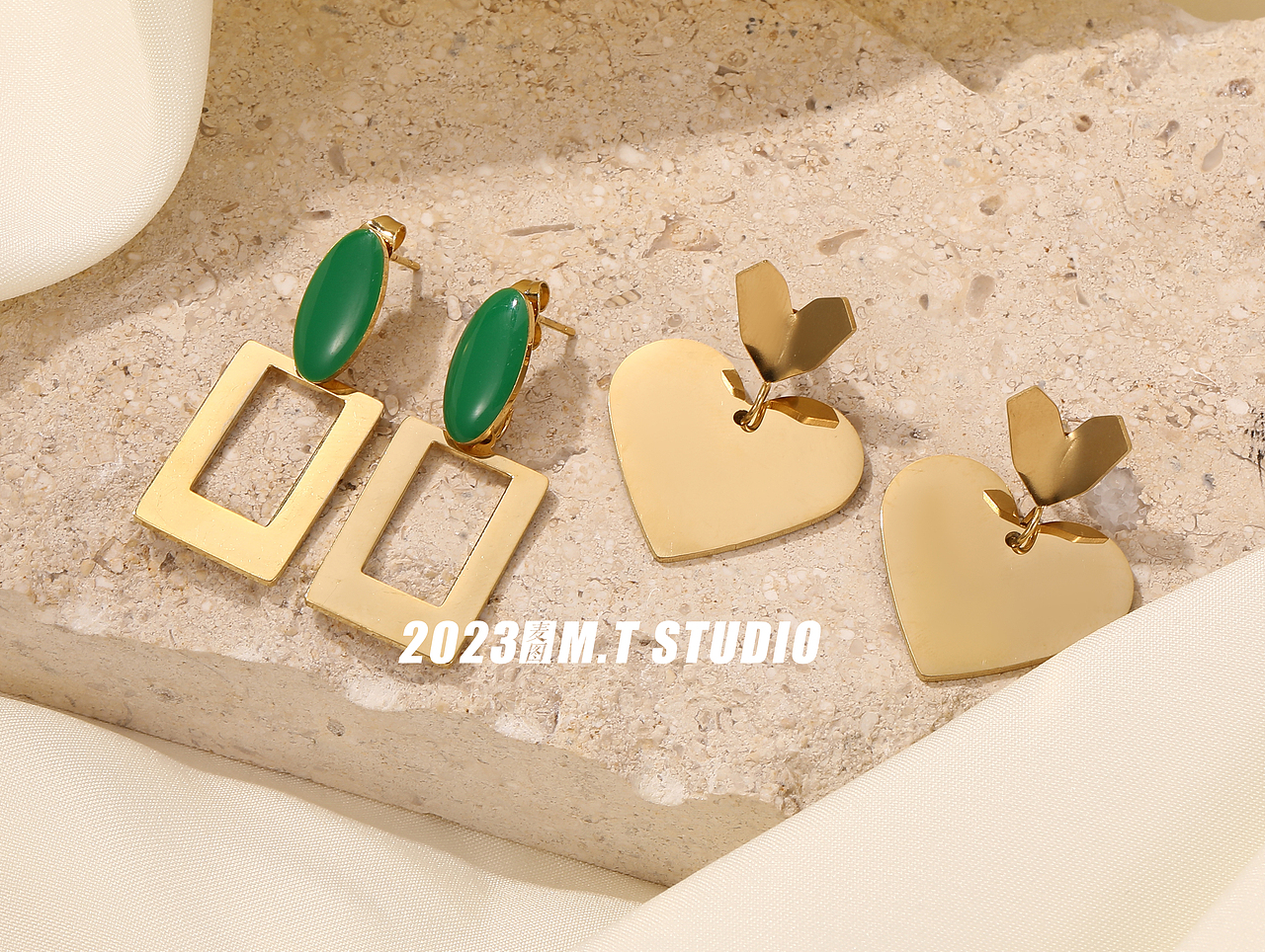 阿里巴巴外贸风格饰品拍摄耳钉戒指类