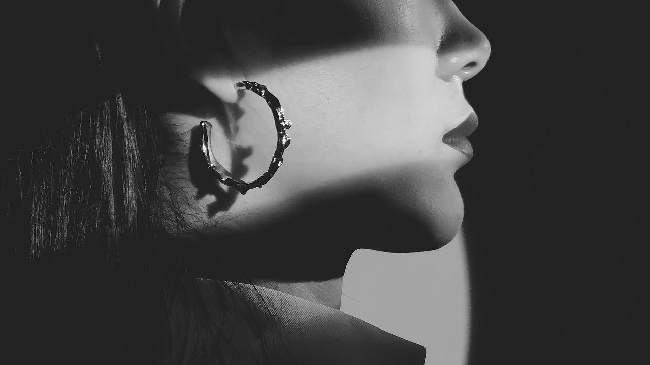 挑战一只手电筒🔦拍出时尚大片质感