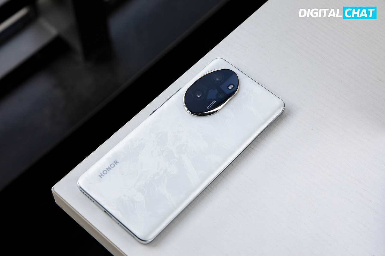 「DTCHAT」荣耀100 Pro