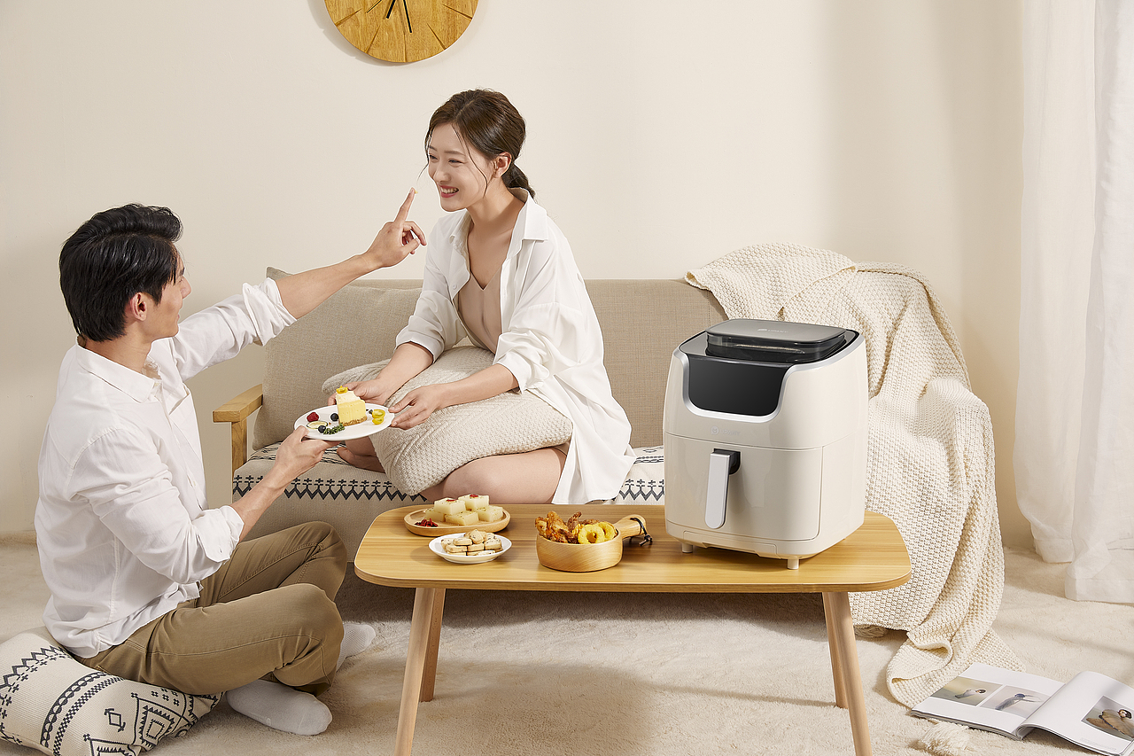 乐趣文化 静物摄影 悠伴空气炸锅（图ZMzAxODc3ODE2） - 产品摄影 - 站酷设计师乐趣视觉营销原创素材 - 站酷ZCOOL