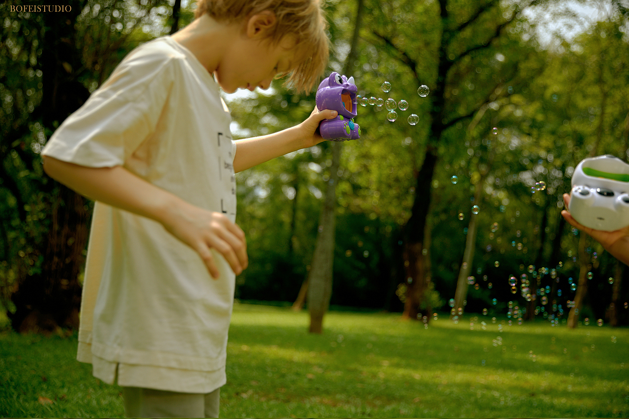 Bubble Fun泡泡世界| 玩具拍摄（图ZMzAwNjU0ODY0） - 产品摄影 - 站酷设计师吃饱了饭的人原创素材 - 站酷ZCOOL