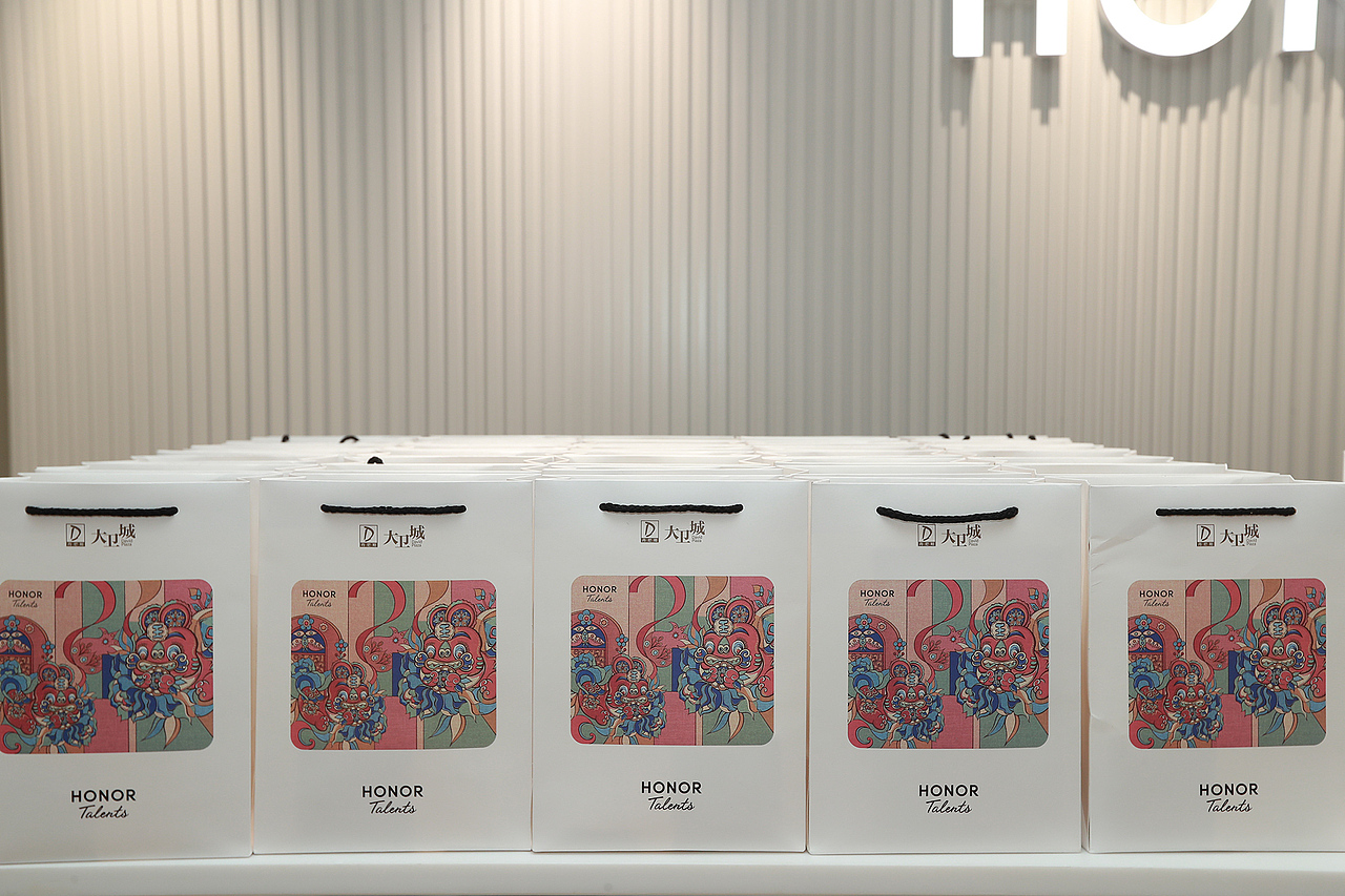 荣耀体验店开业物料平面设计 KV、优惠券、引流道具...（图ZMzQ3NzgyMzQw） - 宣传物料 - 站酷设计师从前有个范特西原创素材 - 站酷ZCOOL