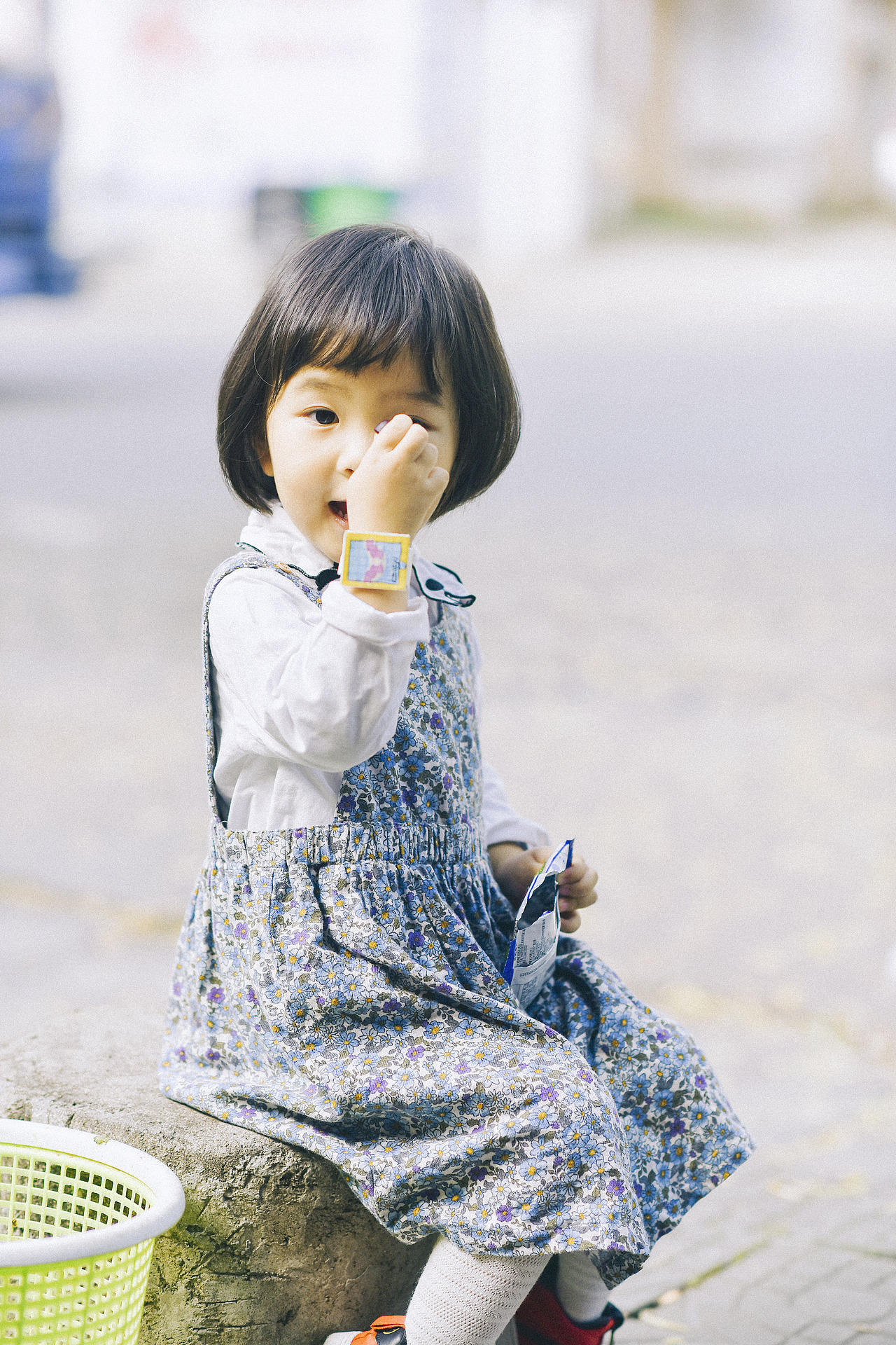 左手童年，右手春天（图ZMzY1Mjk3MjEy） - 人像摄影 - 站酷设计师刘豌豆豆豆小姐原创素材 - 站酷ZCOOL