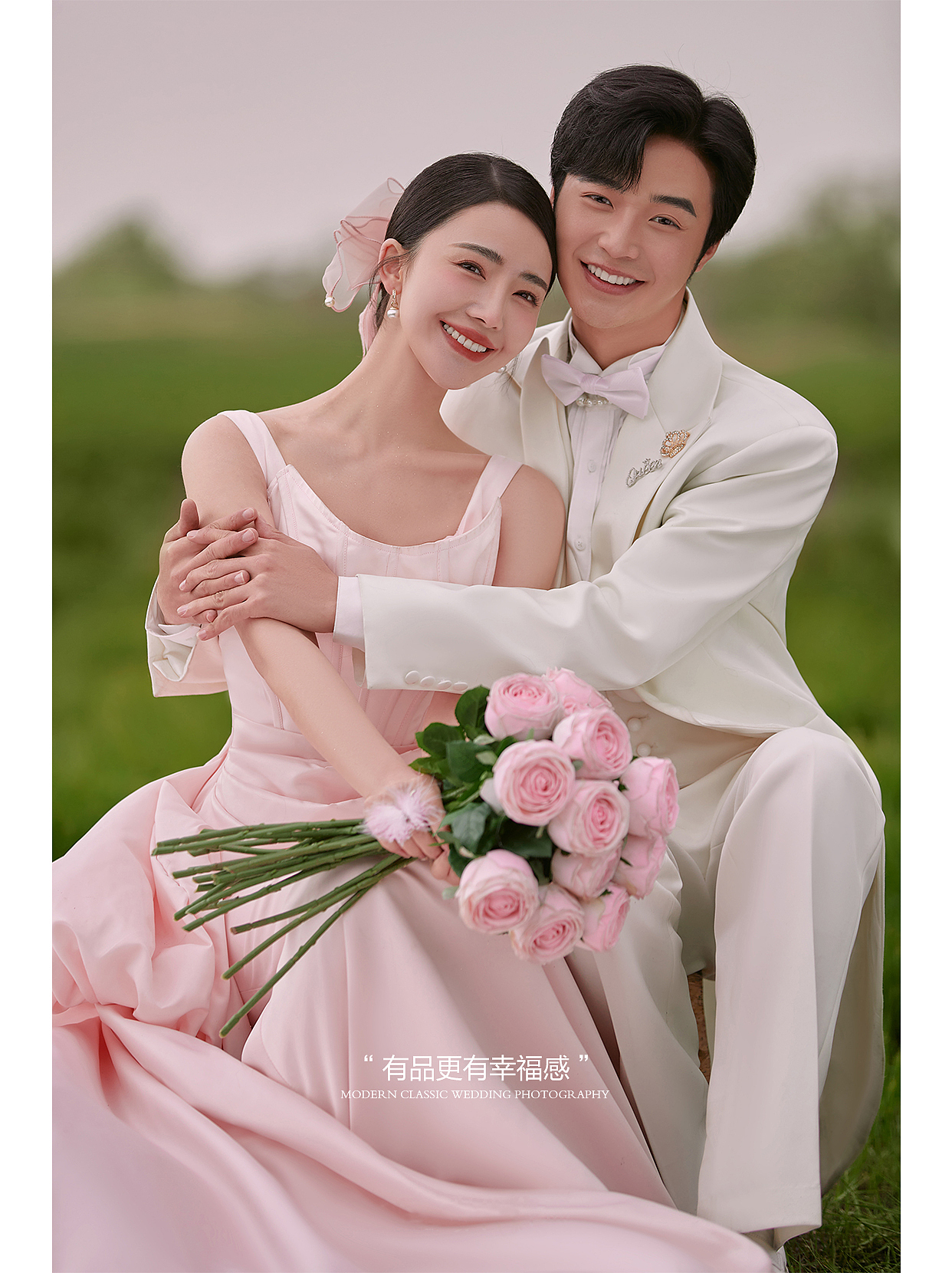 自然~空旷草场唯美婚纱照（图ZMzY1NzQwMjUy） - 人像摄影 - 站酷设计师随艺ART原创素材 - 站酷ZCOOL