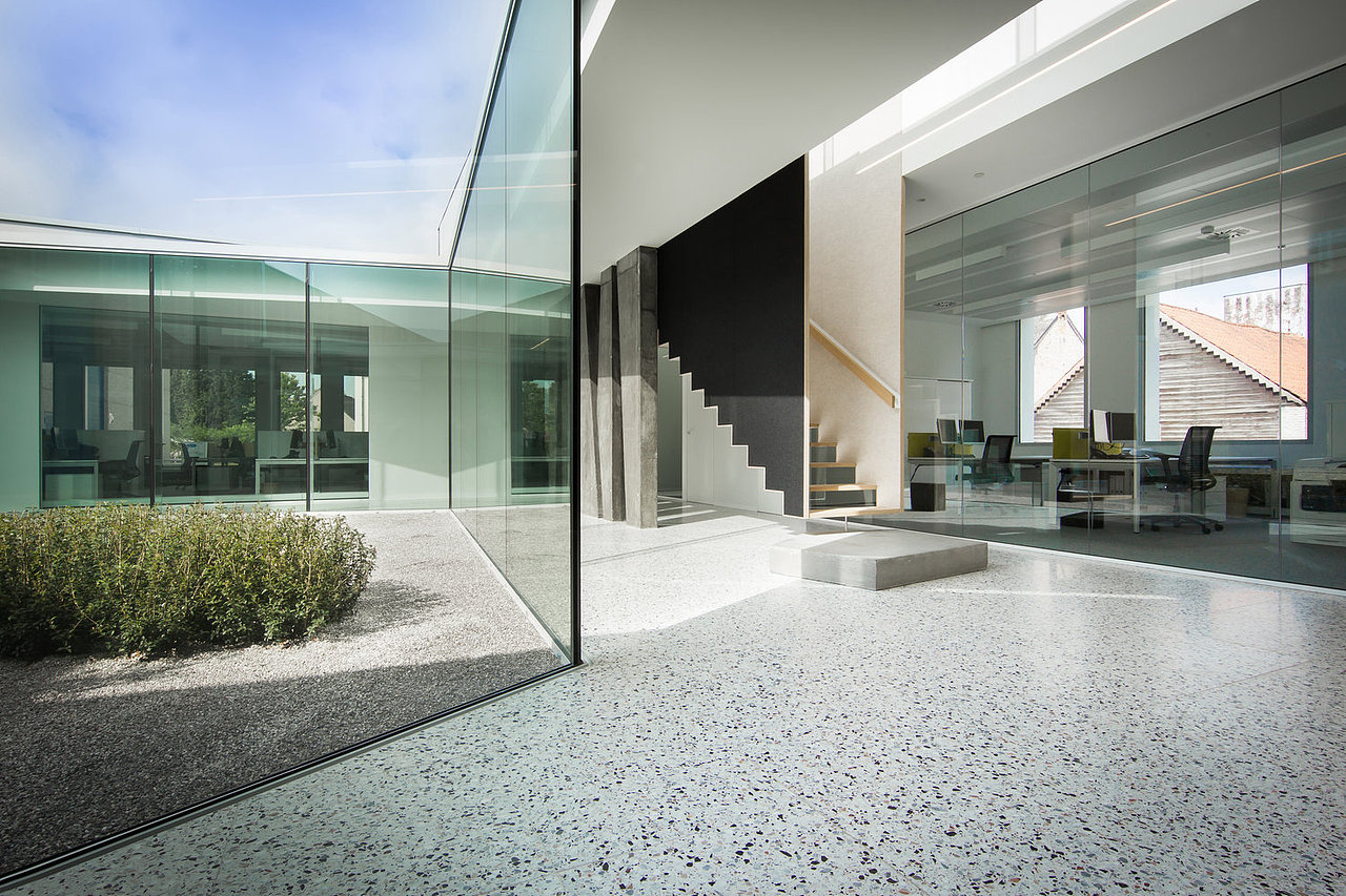 广东耐迪化工-化工企业总部空间展厅设计