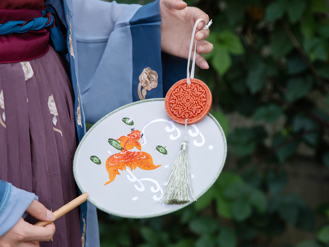 Birdtalk | 复古香挂