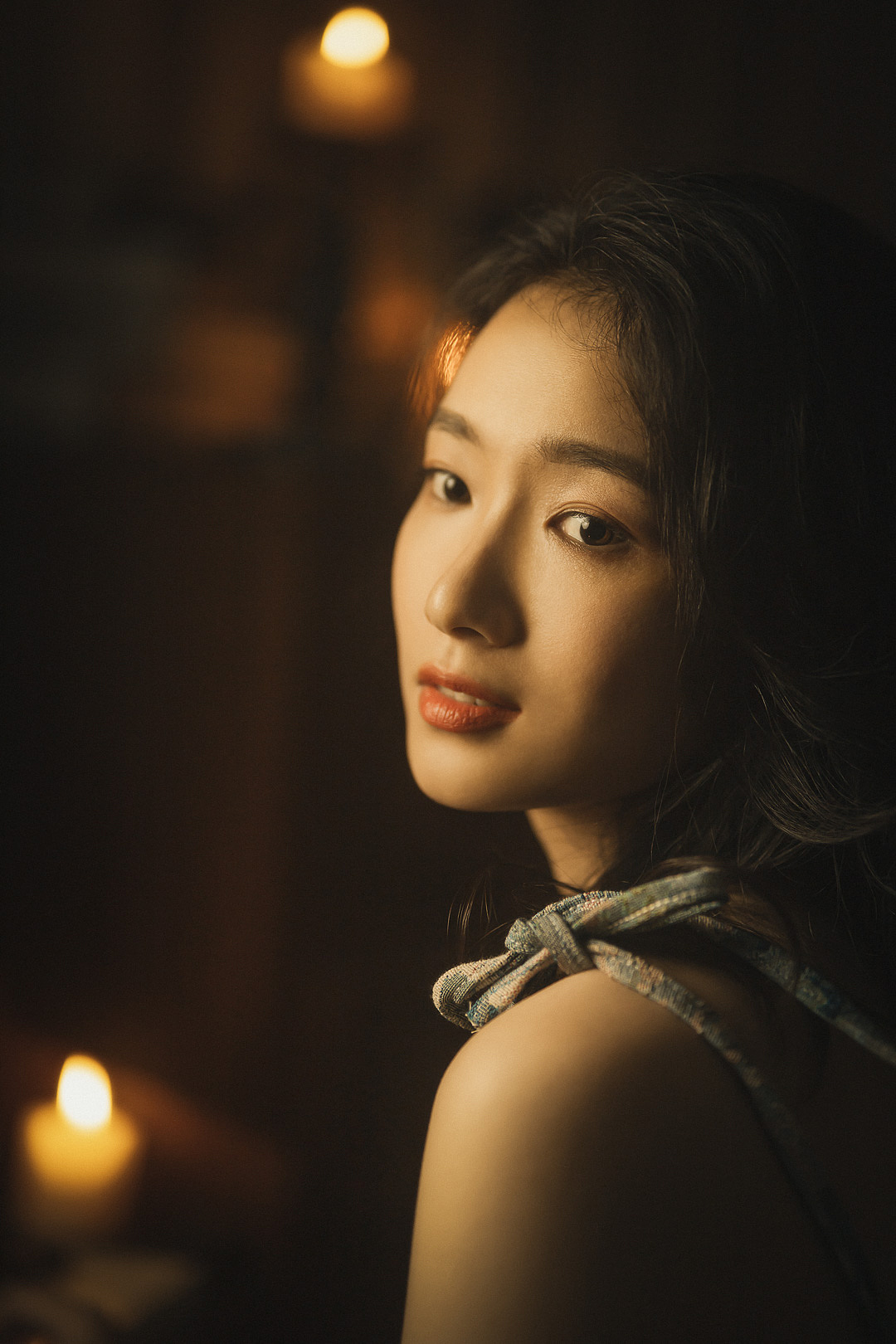 烛光少女复古人像写真（图ZMzEzNjkyOTY4） - 人像摄影 - 站酷设计师人像摄影李亮原创素材 - 站酷ZCOOL