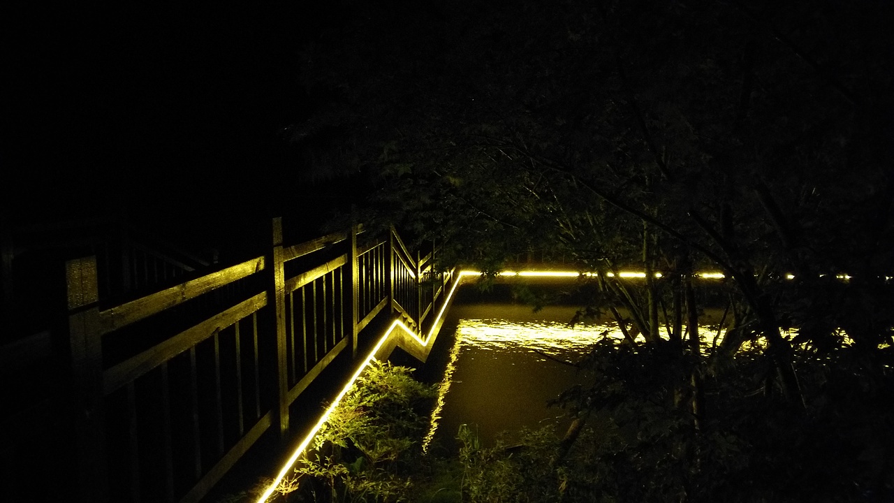 夜色醉美Ⅲ-倒影入清漪