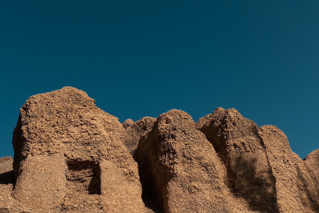 日出下的敦煌西千佛洞/党河峡谷（图ZMzM2MjM3Mjgw） - 风光摄影 - 站酷设计师摄影师恩旭原创素材 - 站酷ZCOOL