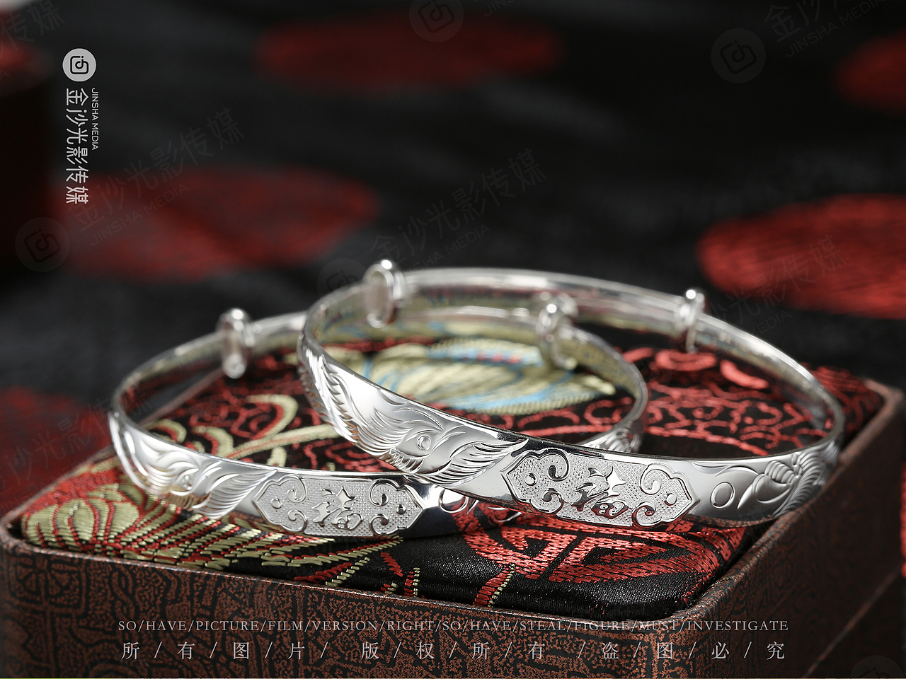 手镯珠宝图片拍摄