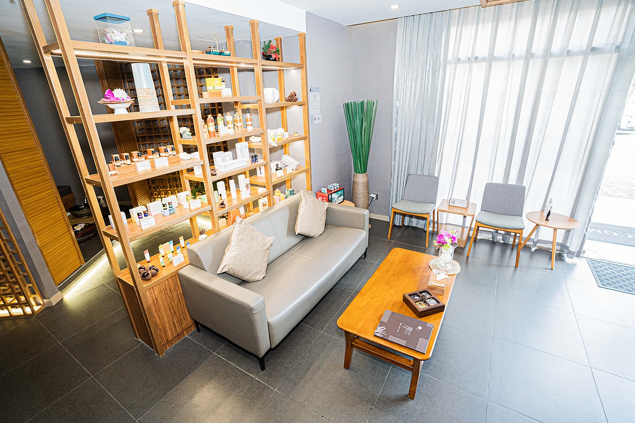 信庭序西平泰式spa店