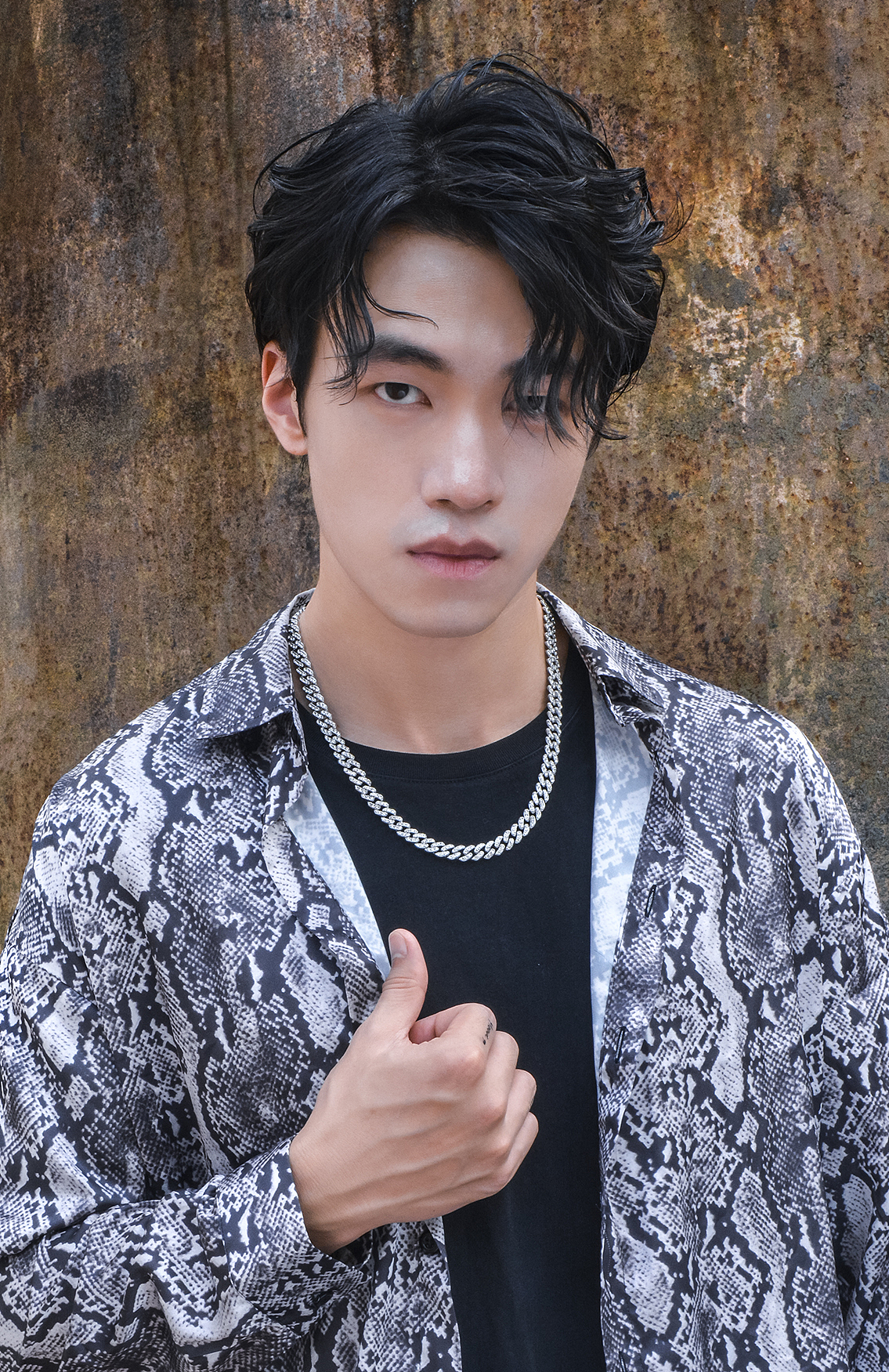 街头嘻哈饰品拍摄修图——随影记录