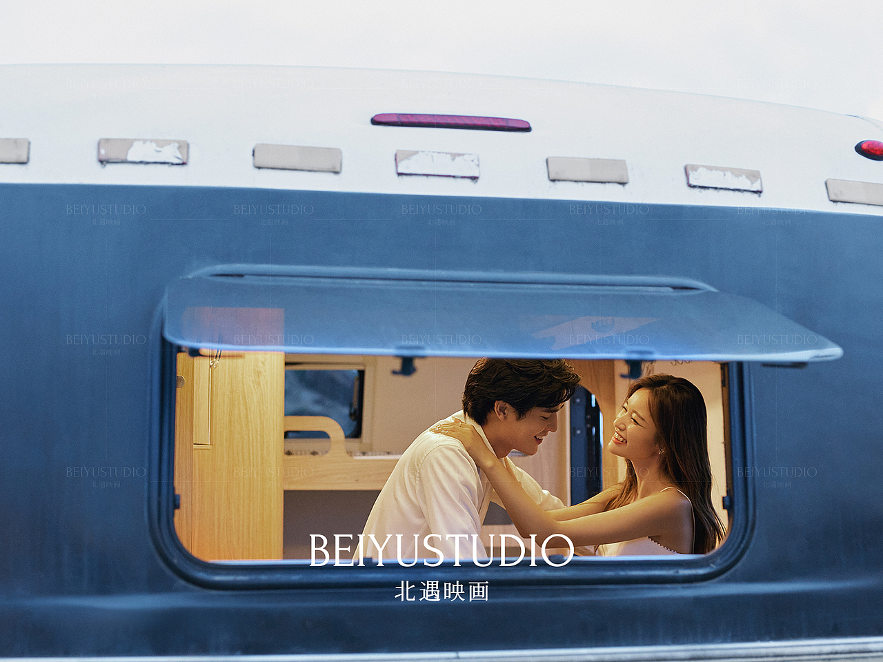 恋恋麓野,爱在夜色中明灭