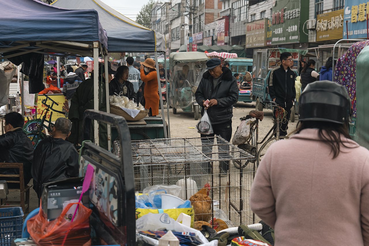 农村赶大集随拍（图ZMzUzNTUzNzQ0） - 人文/纪实摄影 - 站酷设计师私家纪实原创素材 - 站酷ZCOOL