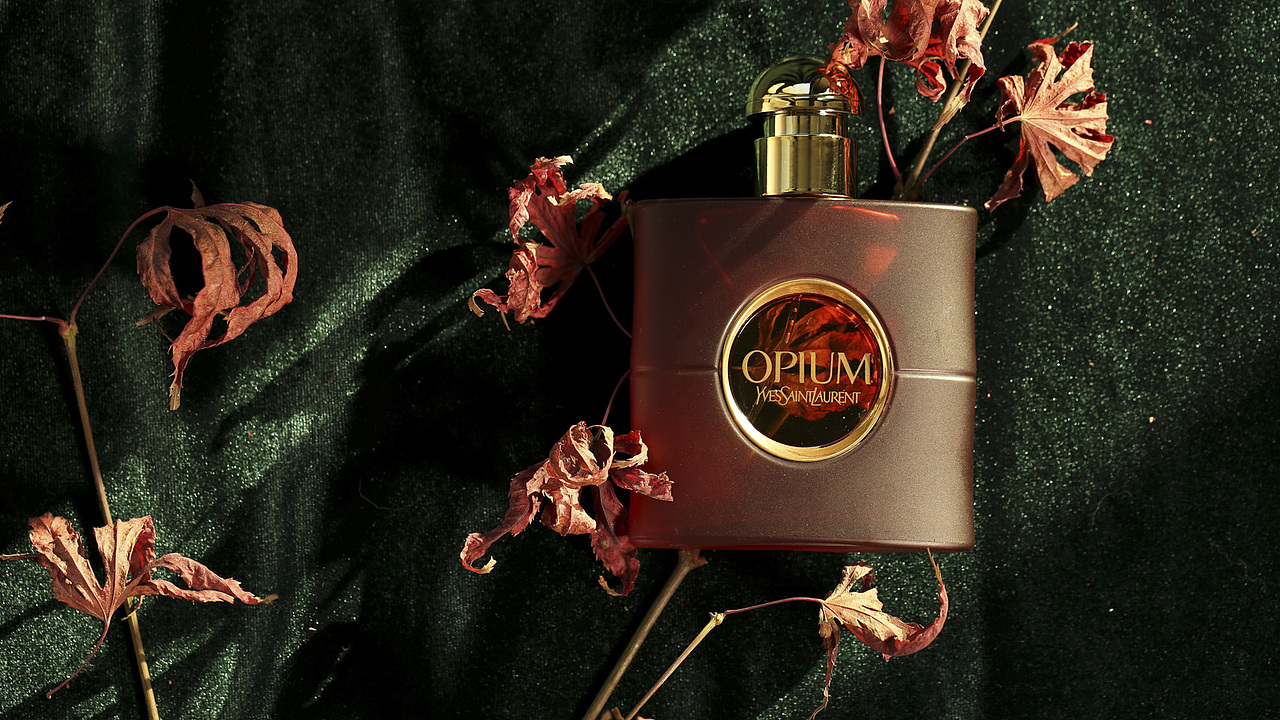 新鸦片香水 vs 古董鸦片香水 「香水拍摄」