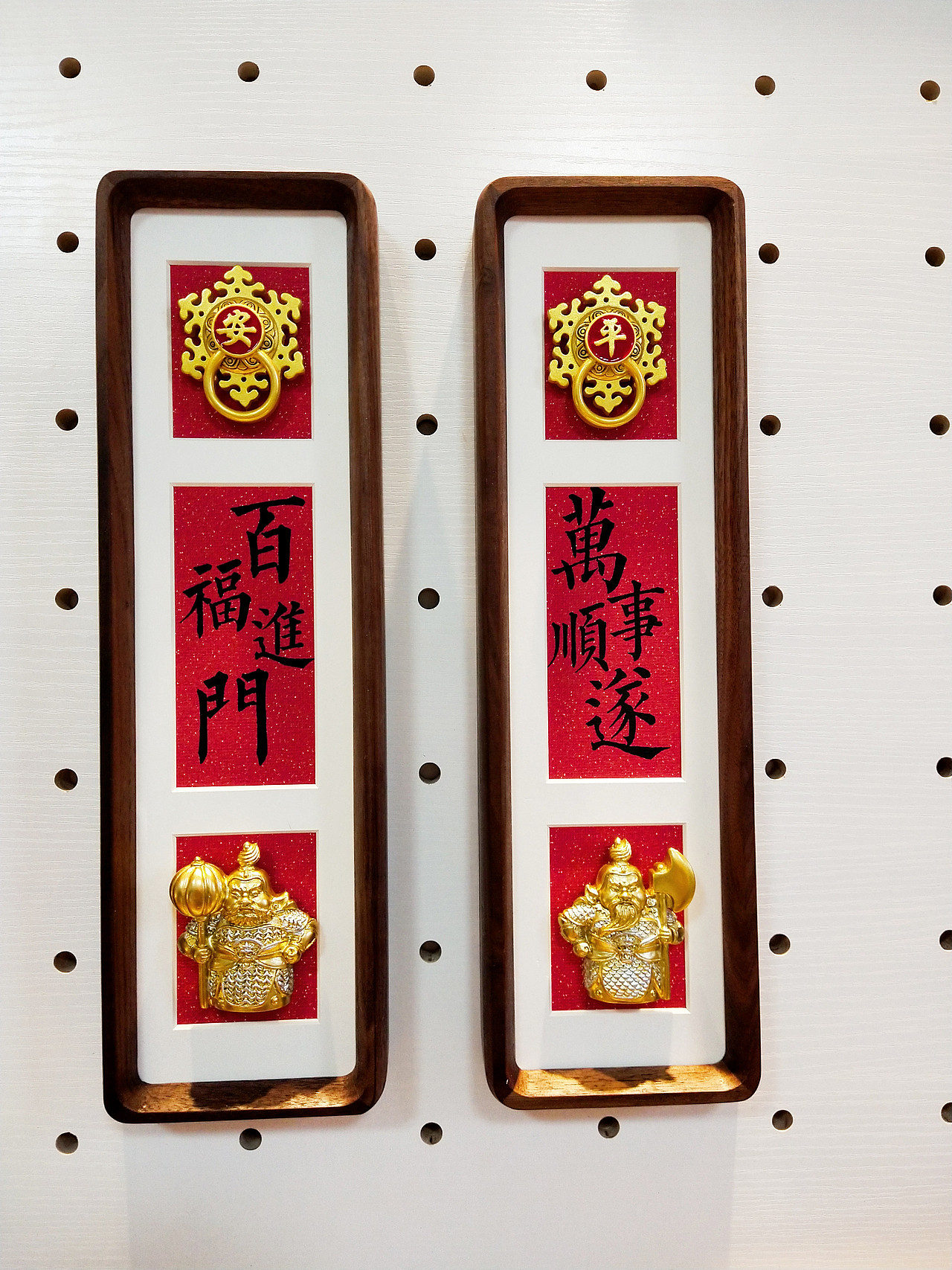 平安顺遂门神文创装饰创意木框一对（图ZMzI5MTYyMjYw） - 工艺品设计 - 站酷设计师善木先生装裱原创素材 - 站酷ZCOOL