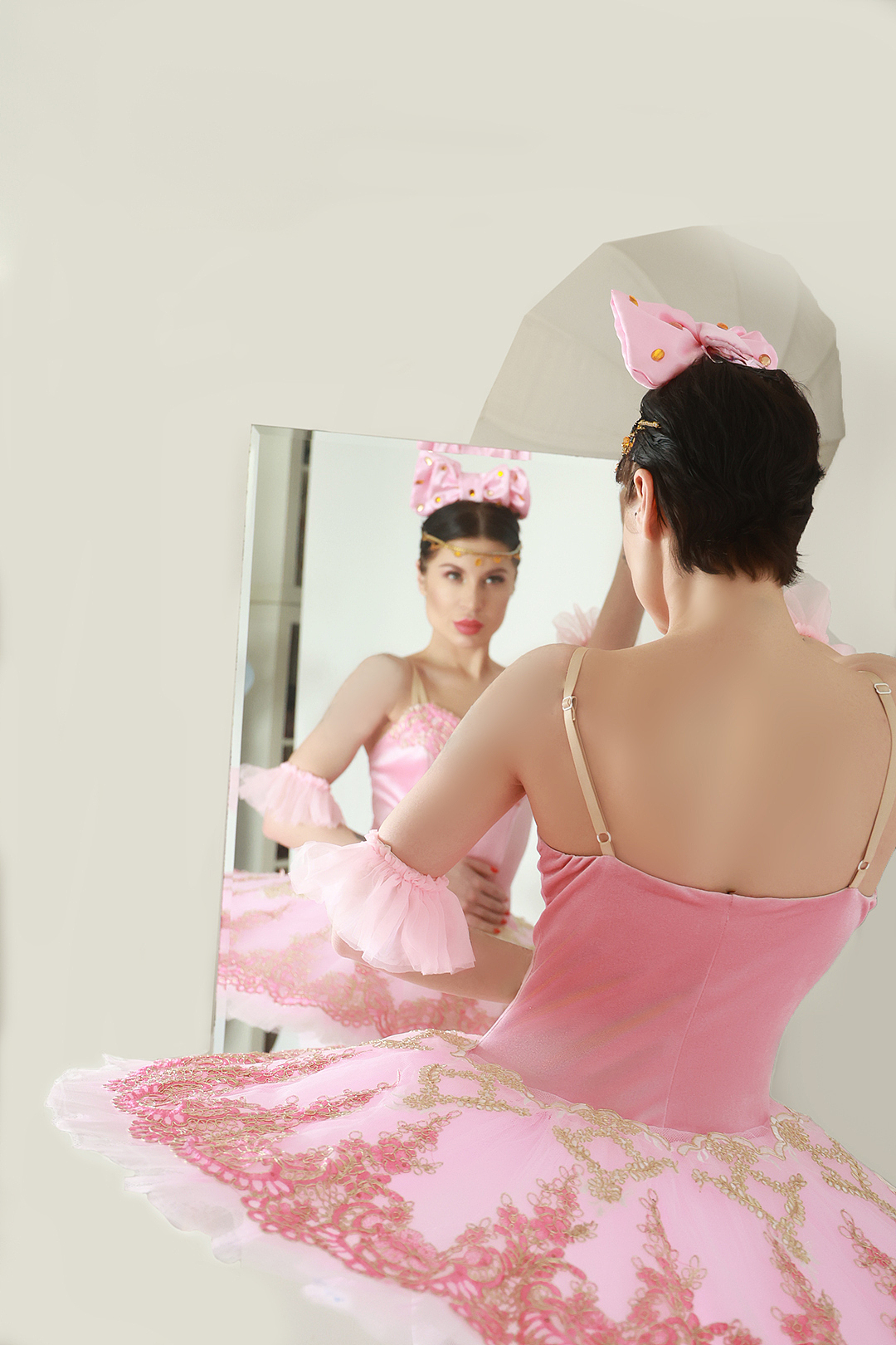 粉红女郎（图ZMzYzOTg0MDIw） - 人像摄影 - 站酷设计师Never的摄影世界原创素材 - 站酷ZCOOL