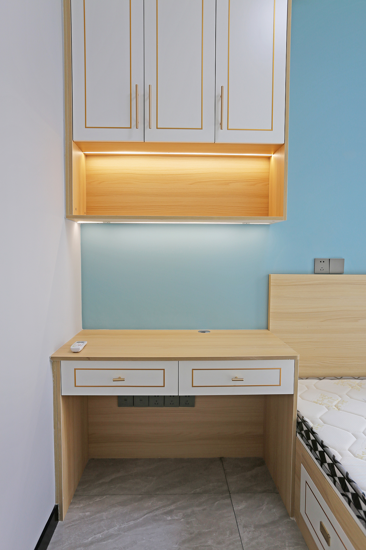 四川岳池龙湖观澜(105平方现代轻奢三居室)实景案例