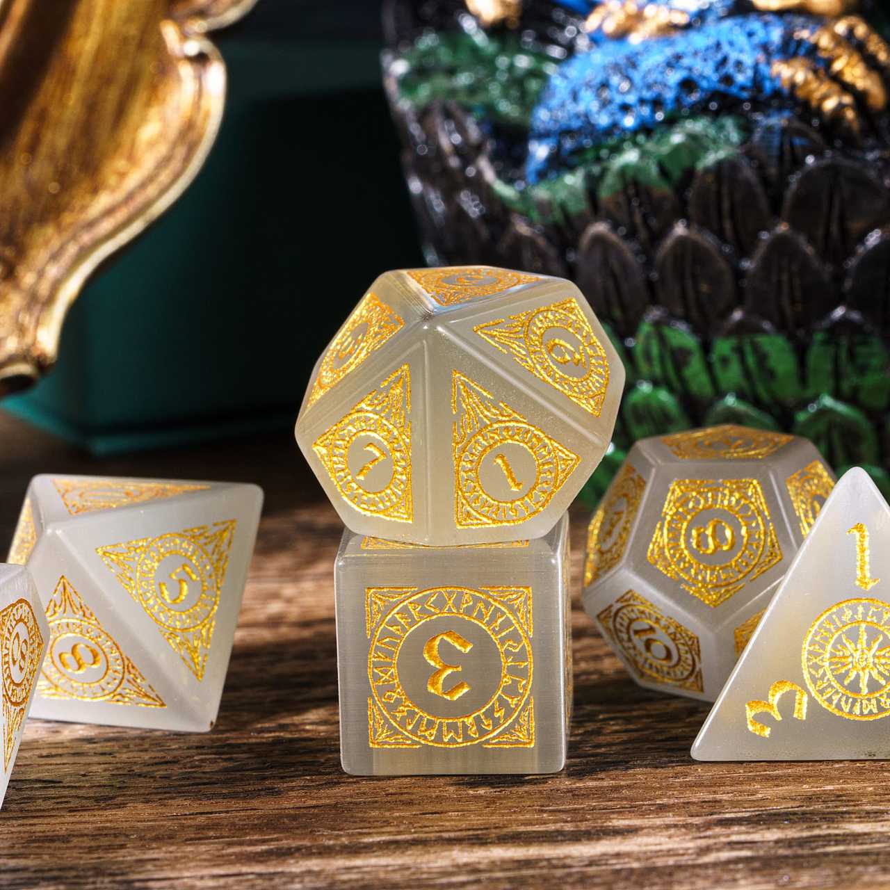 亚马逊骰子（图ZMzQ1MDE2NjQ0） - 人像摄影 - 站酷设计师老猫枕咸鱼呀原创素材 - 站酷ZCOOL