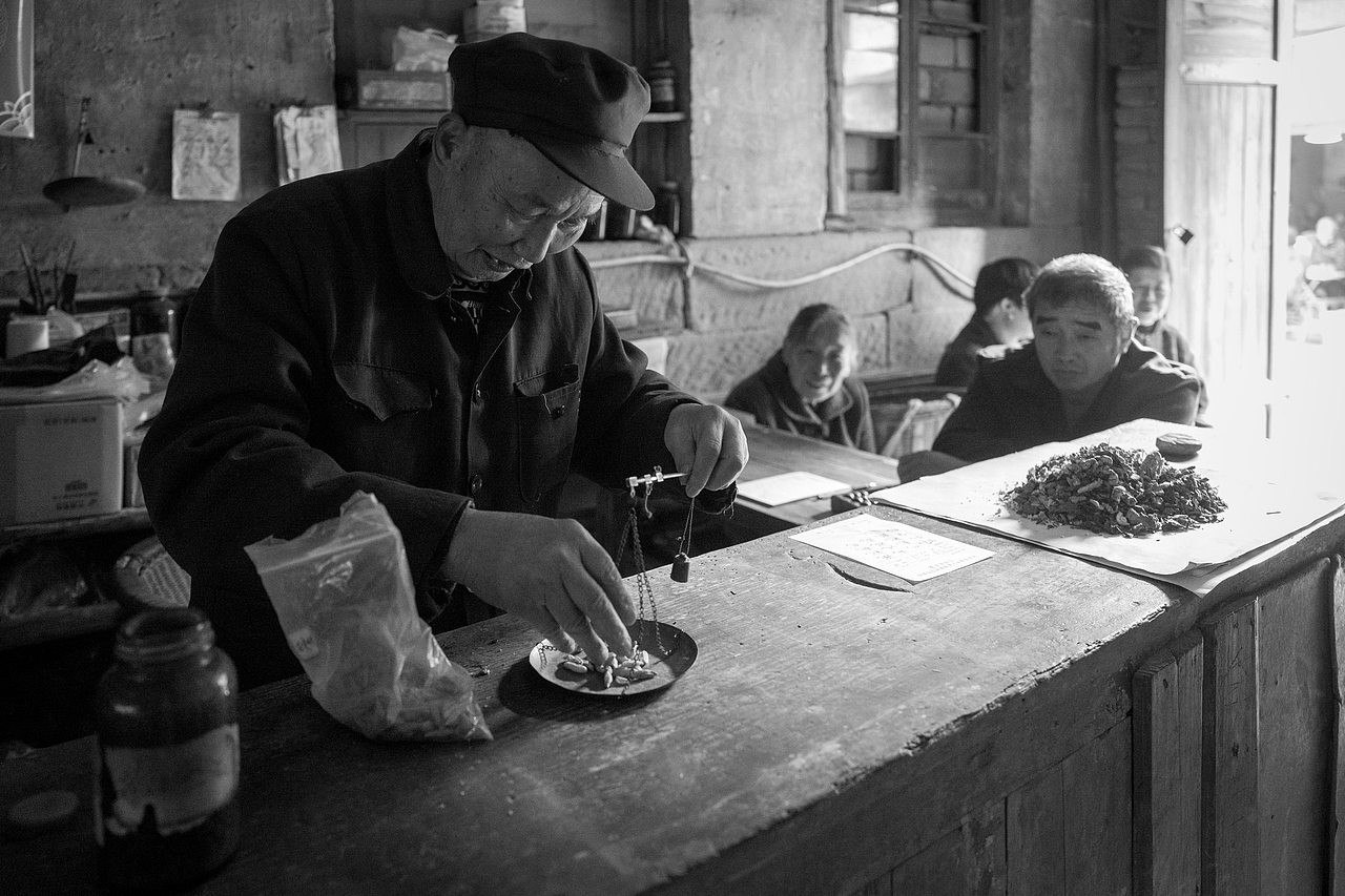 生活就是舞台，摄影记录时代（图ZMzUwMzAzNjAw） - 人文/纪实摄影 - 站酷设计师四川非遗摄影前沿原创素材 - 站酷ZCOOL