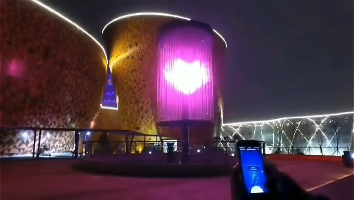 水晶烟花灯 户外灯光亮化装置 美陈互动装置