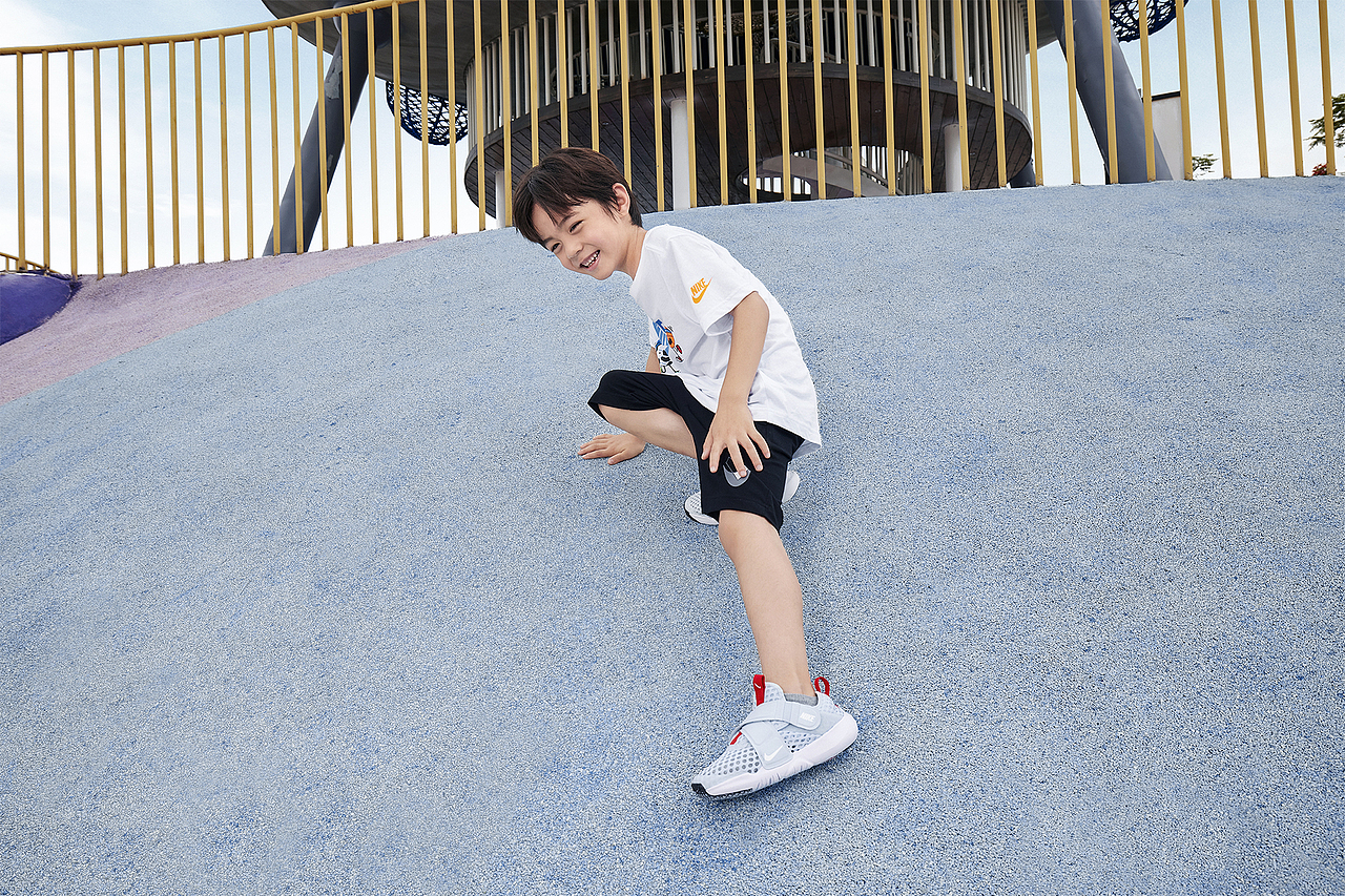 NIKE KIDS SU22 W1 W2