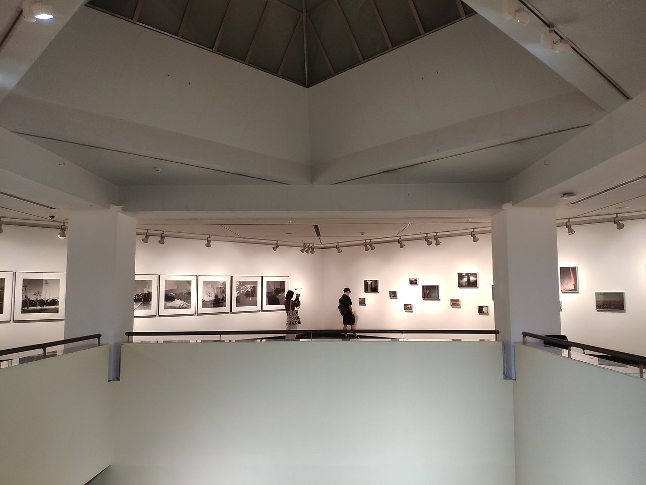 广州-广东美术馆:浪奔时代-馆藏影像研究展1980-2020