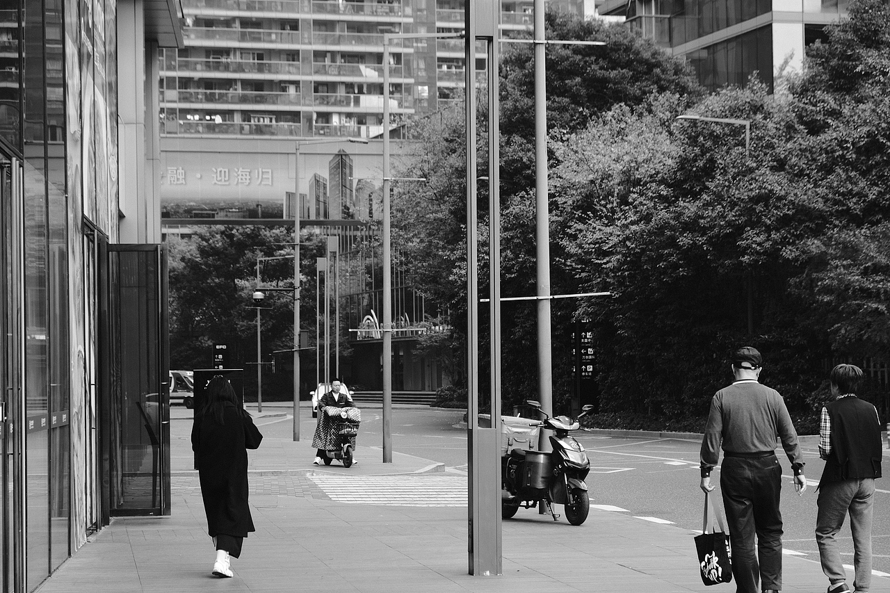 杭州-街边-个人向（图ZMzU3MjU5ODg4） - 人文/纪实摄影 - 站酷设计师天色依然明亮原创素材 - 站酷ZCOOL