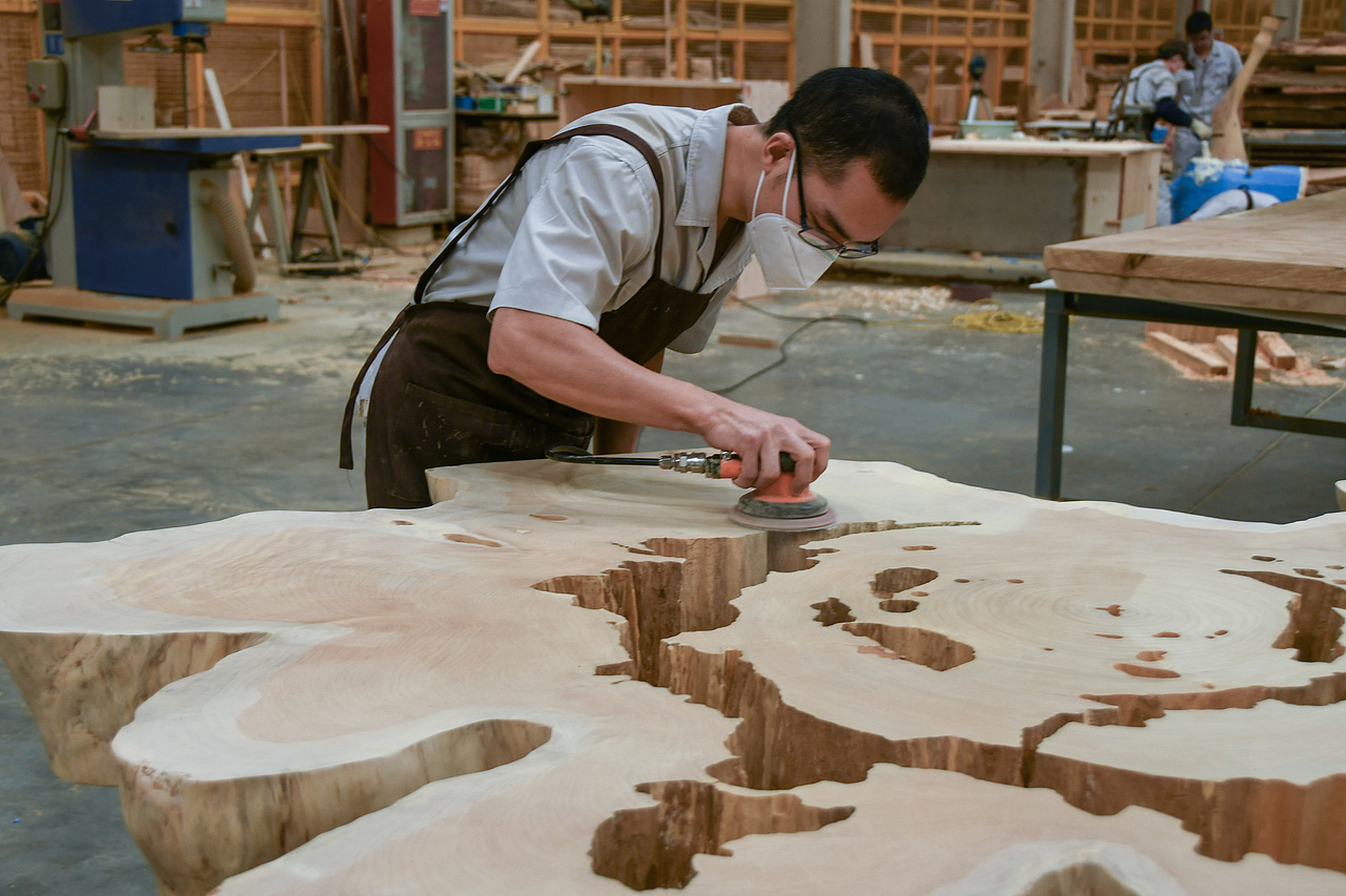 双生桌丨一颗百年古树的极致演绎