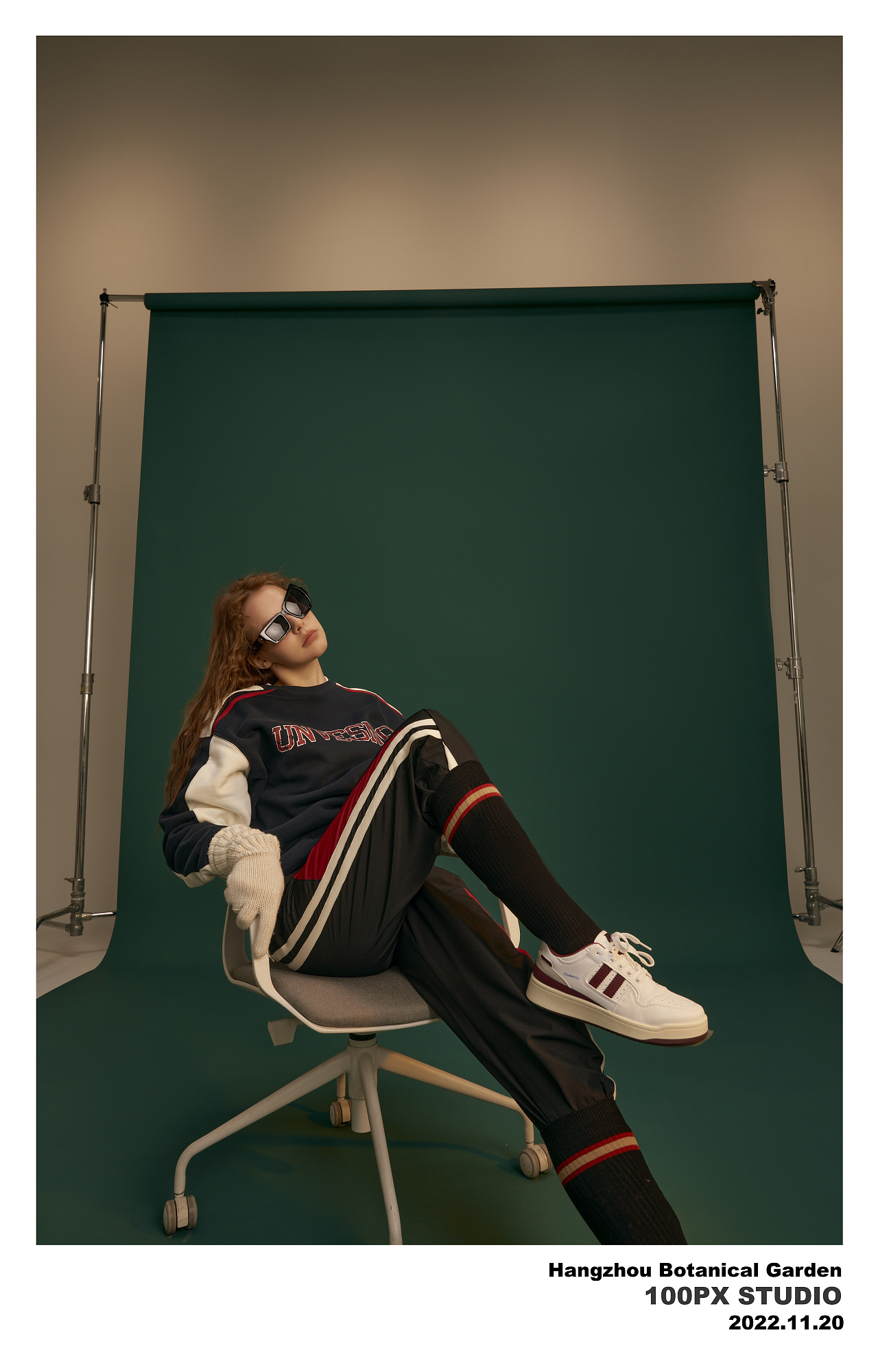 秋意已暮·新冬将至 | 100PX出品 2022秋季形象（图ZMzI0MjQ2MTU2） - 人像摄影 - 站酷设计师WaiTinG0417原创素材 - 站酷ZCOOL