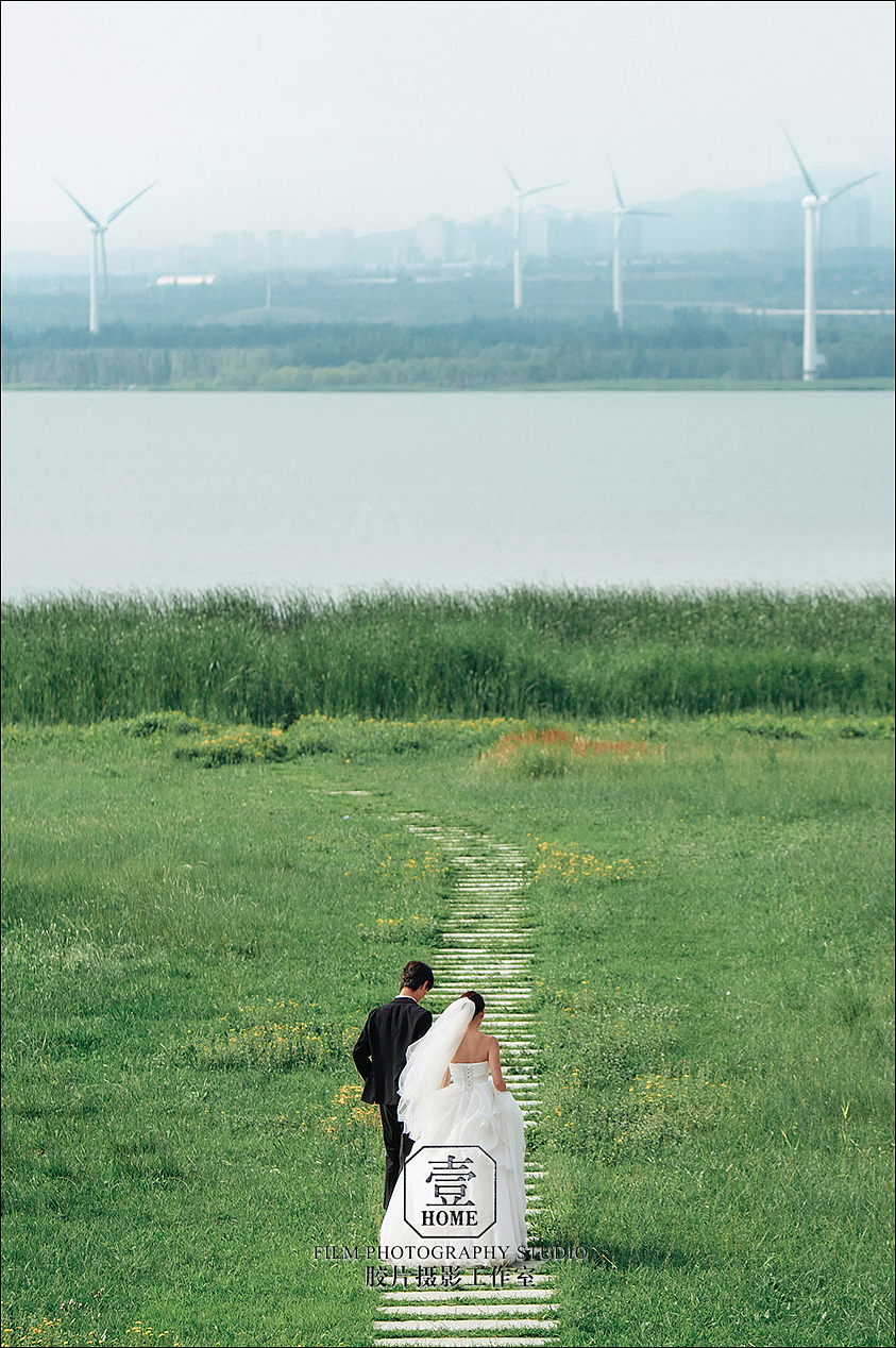 结婚必拍,早春电影感森系婚纱照,好看