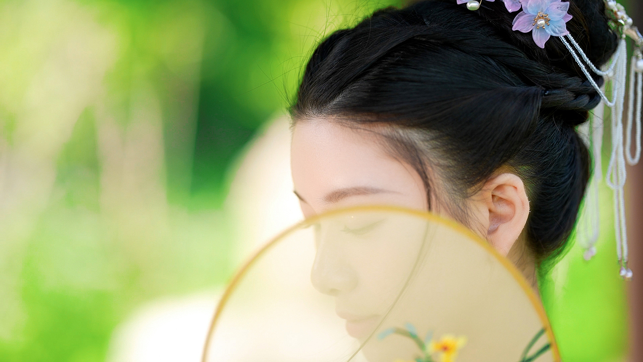 你一句春不晚，我就到了真江南