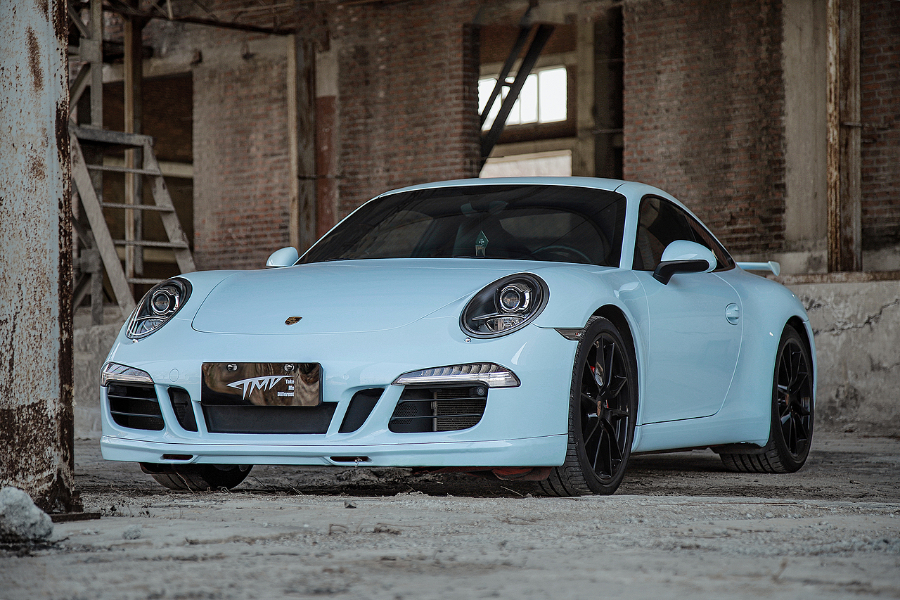 保时捷911 冰川蓝