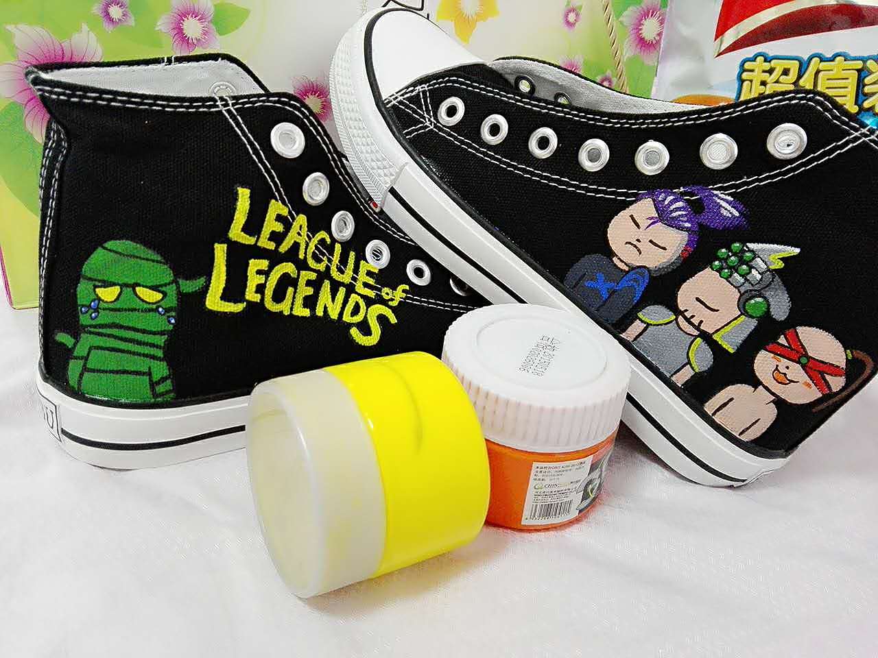 以前画的鞋子丙烯手绘王者荣耀