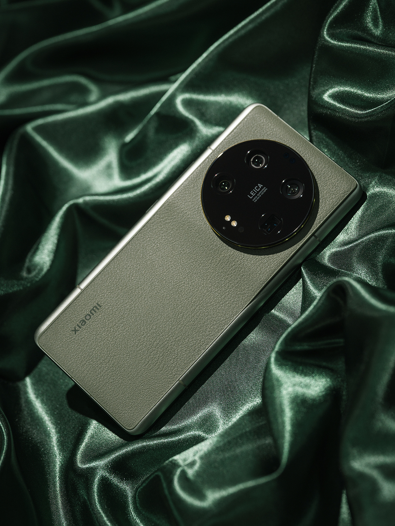 小米13 Ultra橄榄绿（图ZMzM4NjY2Nzk2） - 产品摄影 - 站酷设计师ShouziVision原创素材 - 站酷ZCOOL