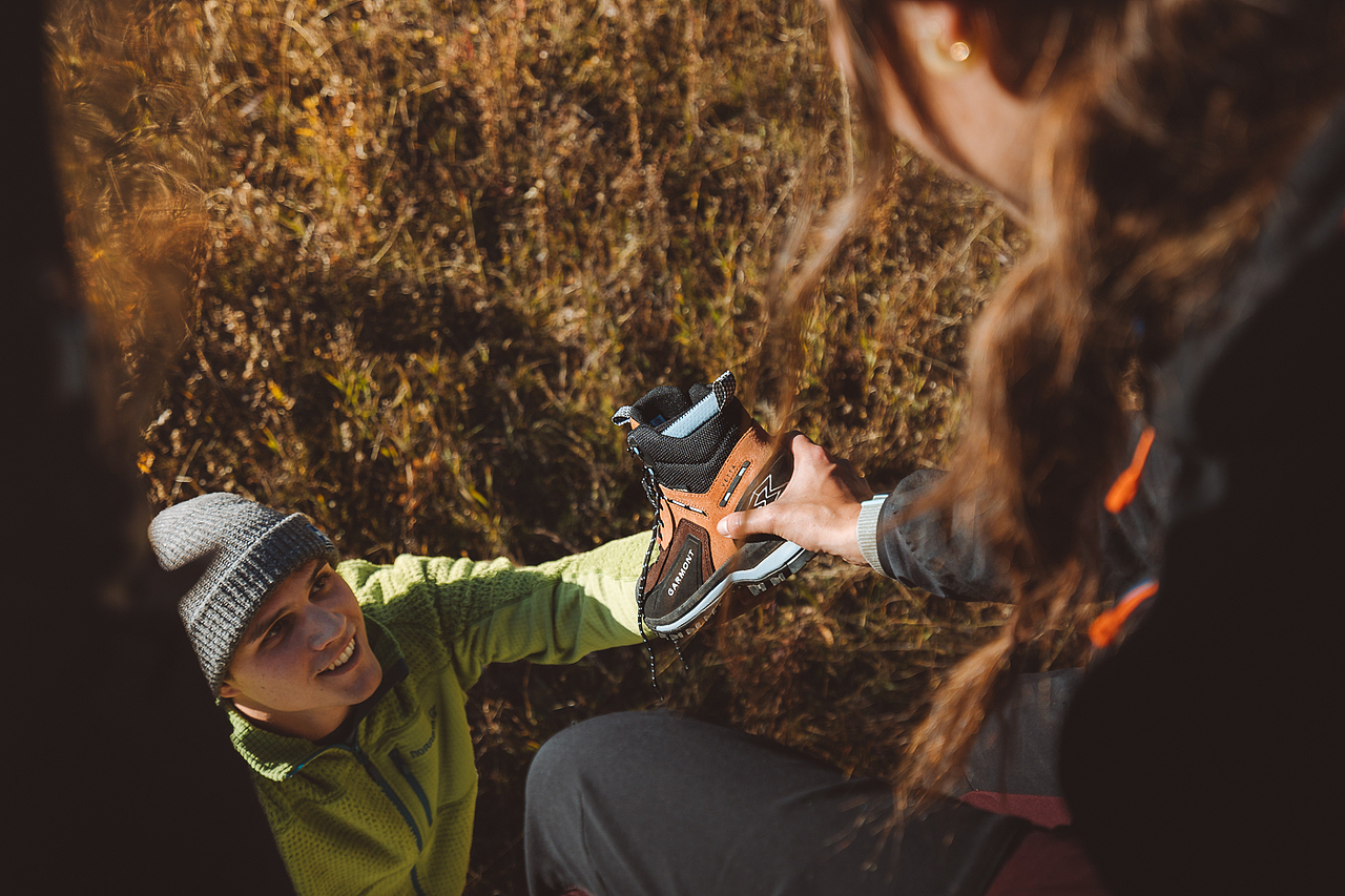 【教你】户外装备背囊背包静物摄影拍摄布灯光课程教学（图ZMzYwMjc4NTE2） - 产品摄影 - 站酷设计师托沣摄影培训原创素材 - 站酷ZCOOL
