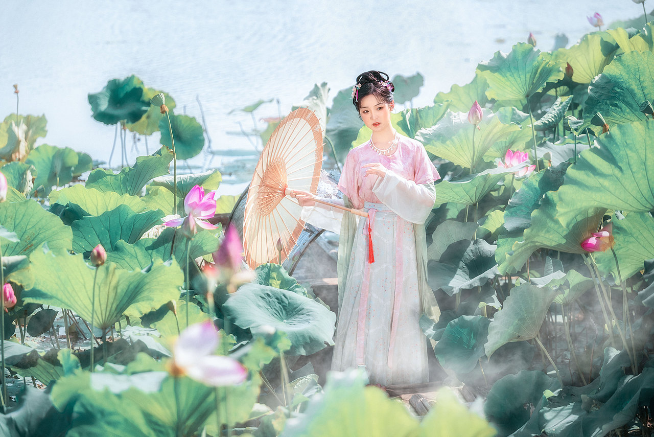 烟风袅袅荷花源（图ZMzE1MTM4NDY0） - 人像摄影 - 站酷设计师糊涂仙人LEO原创素材 - 站酷ZCOOL