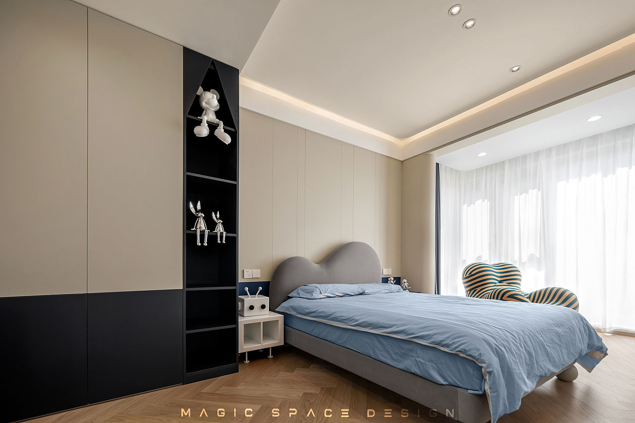 210㎡简约现代风,四室追光,轻奢暖意大平层!