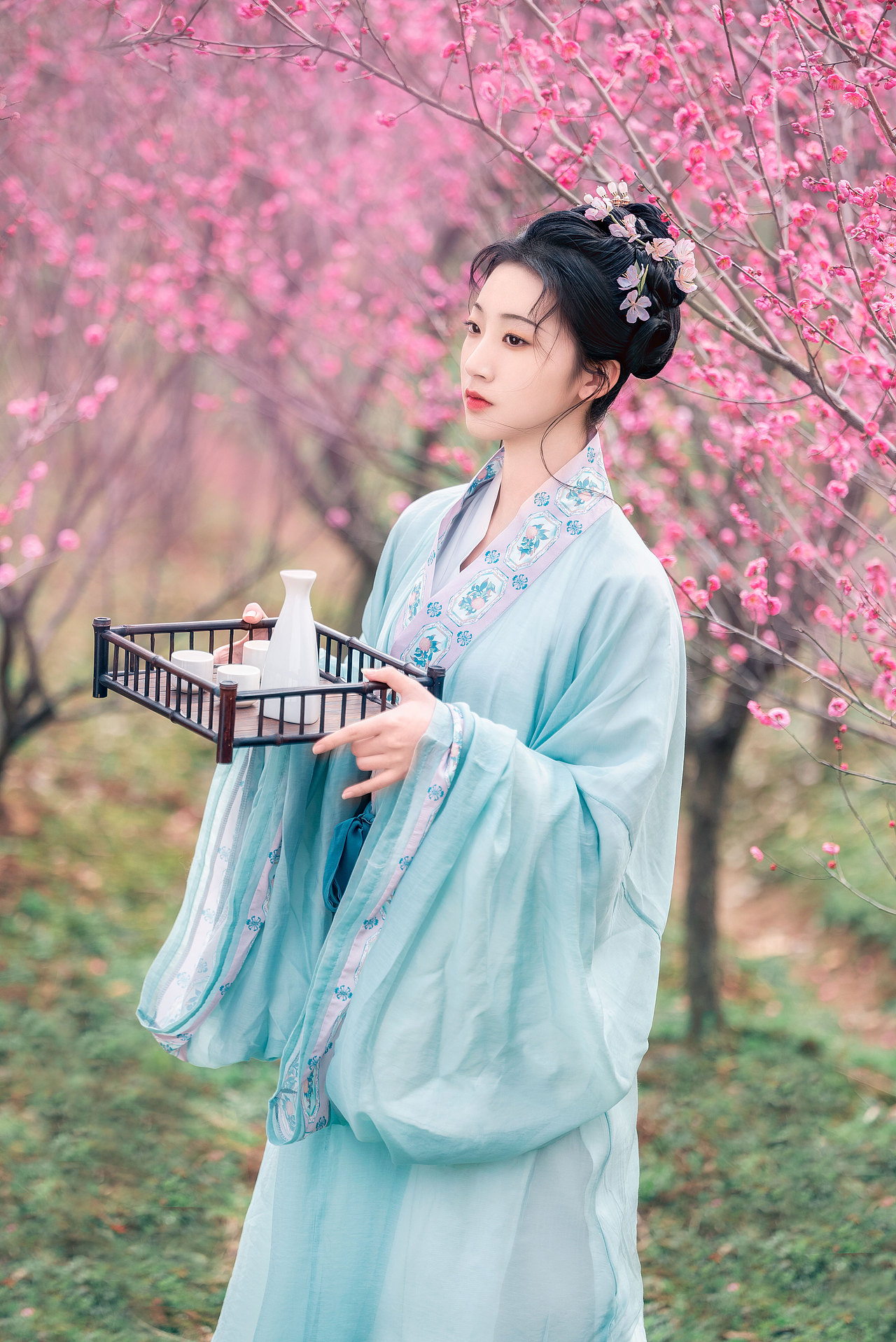 梅间酒（图ZMzE1MjY4MTEy） - 人像摄影 - 站酷设计师糊涂仙人LEO原创素材 - 站酷ZCOOL
