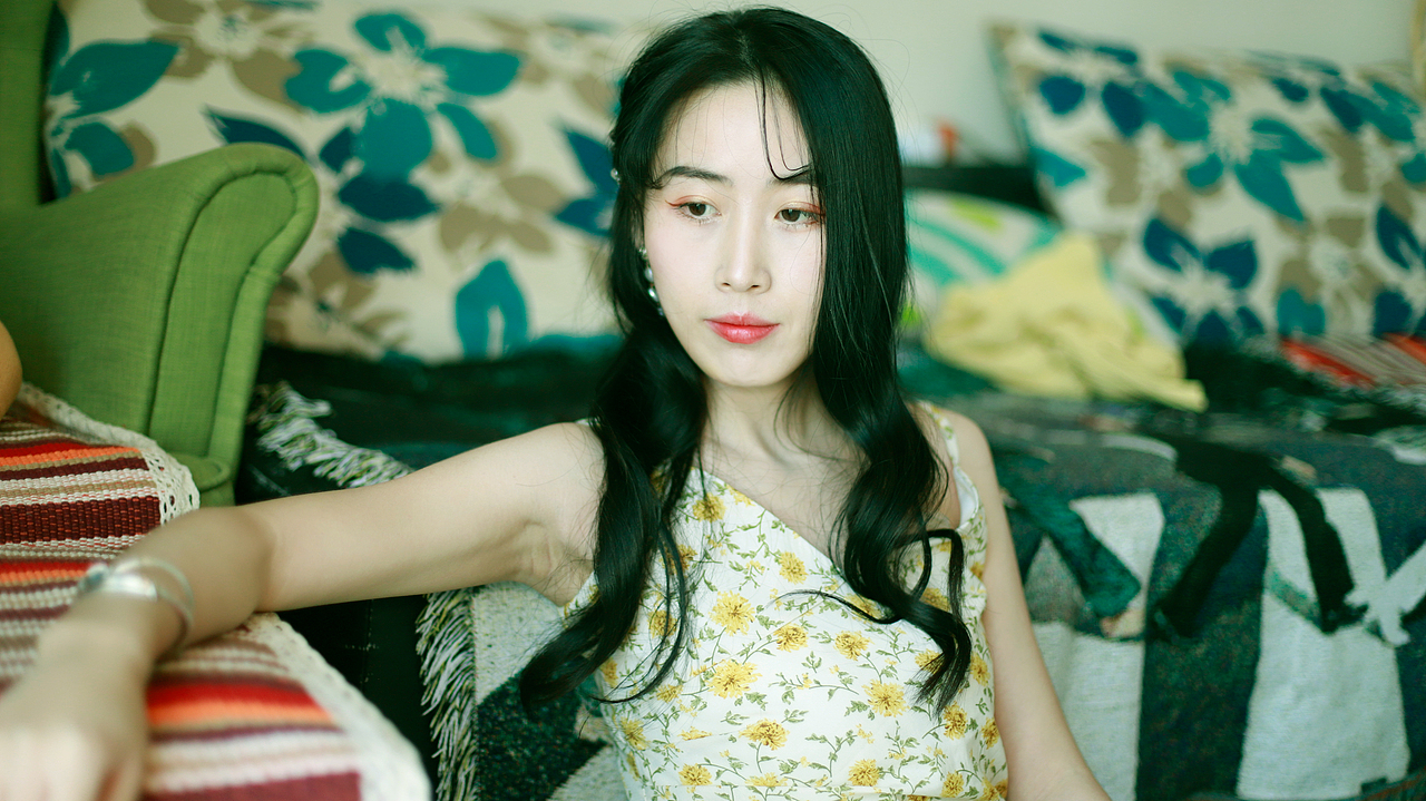 那个穿着碎花裙的女人（图ZMzE1MjMyODEy） - 人像摄影 - 站酷设计师心魔月儿原创素材 - 站酷ZCOOL