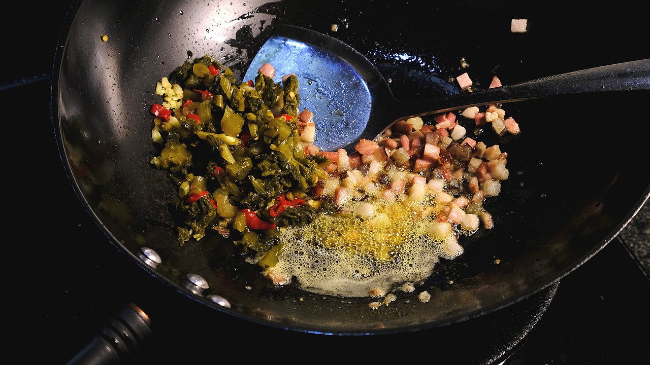 贵州年味~双味稻花鱼