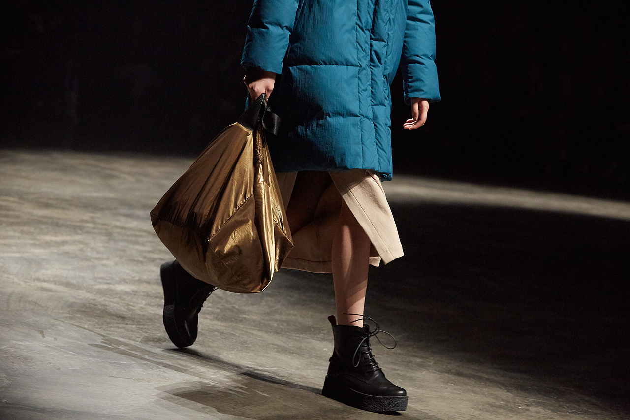 ROSEMOO 时装秀秀场拍摄（图ZMzA3NDUxNDQw） - 人像摄影 - 站酷设计师摄影师UnaWong原创素材 - 站酷ZCOOL