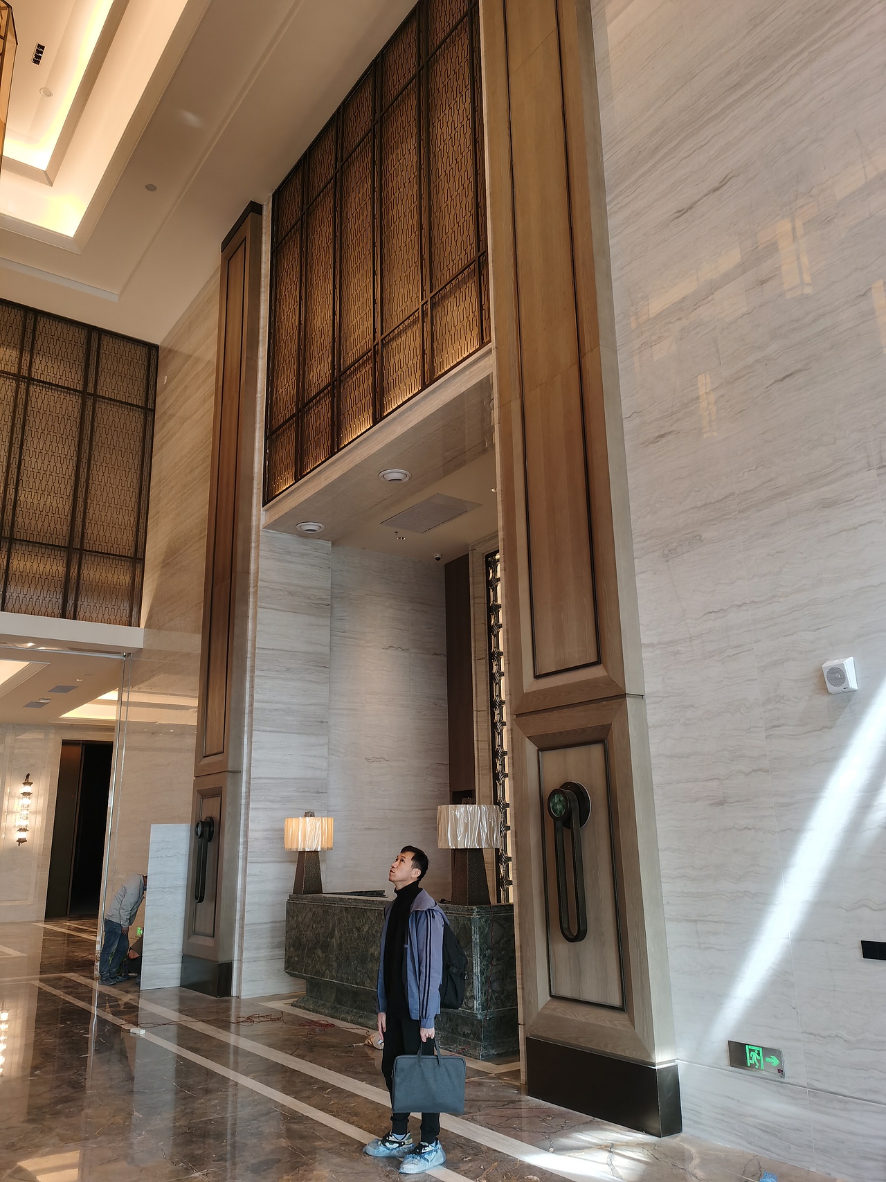 石家庄滹沱河酒店夹丝玻璃屏风