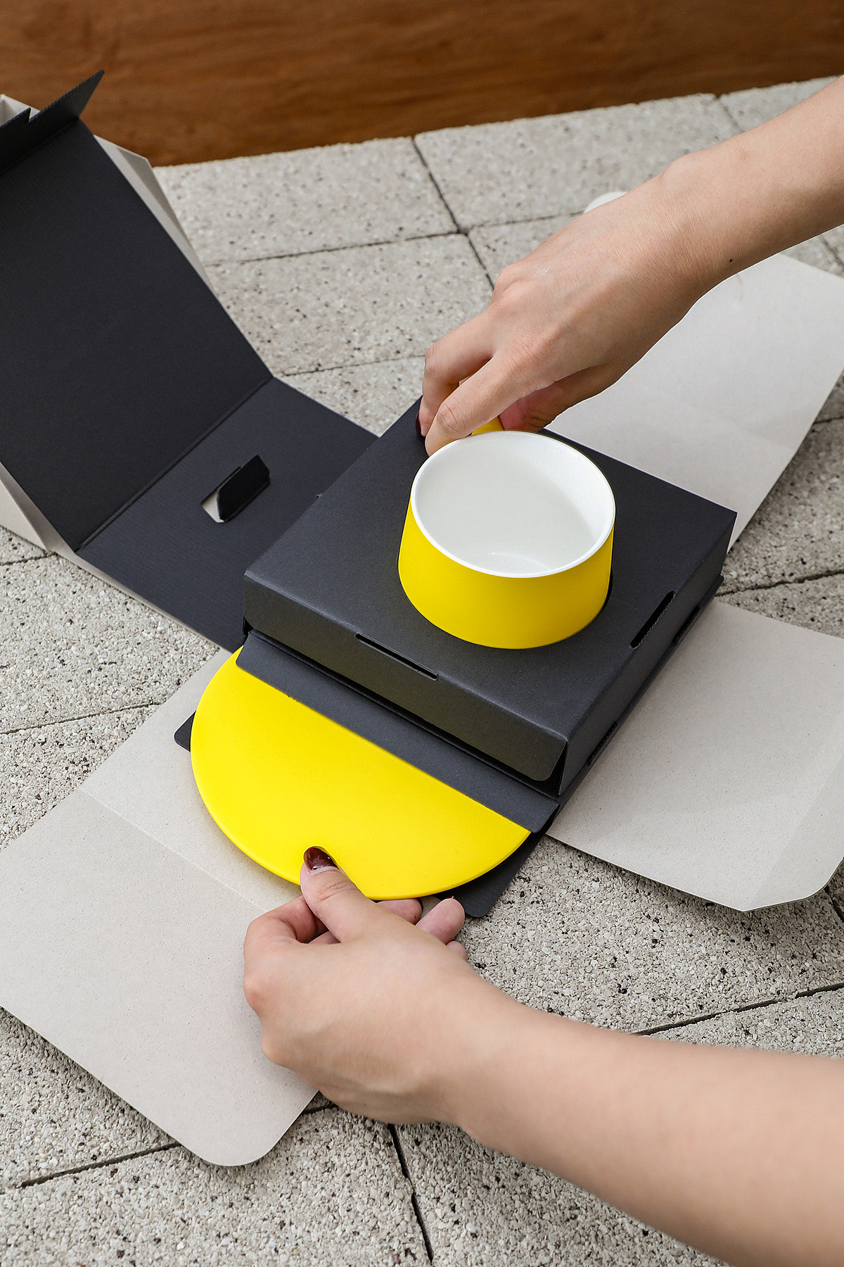 16开Ceramics Visual Identity and Packaging（图ZMzQ4NjkwNjg0） - 品牌 - 站酷设计师lowkeydesign原创素材 - 站酷ZCOOL